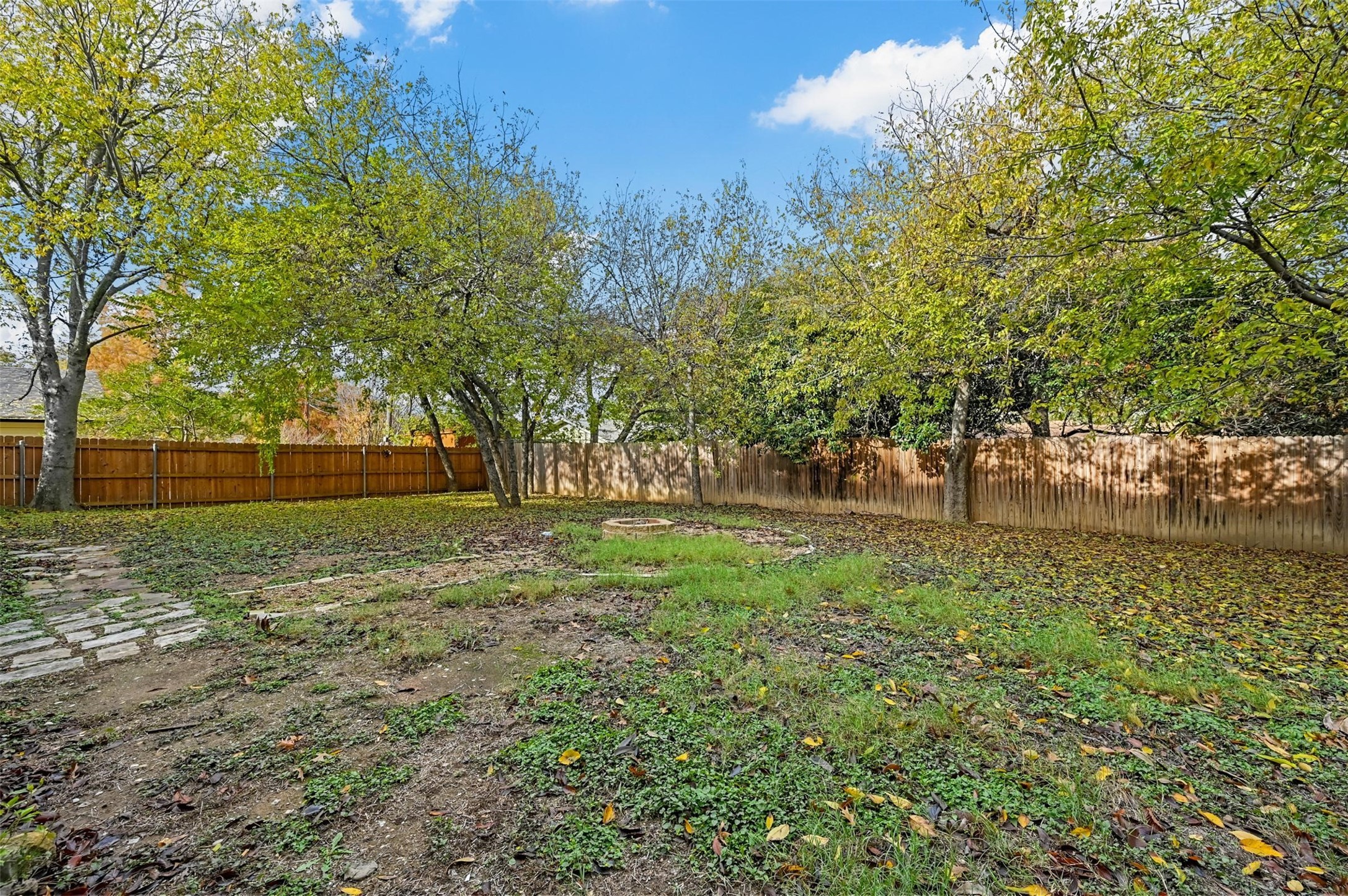 4828 Lowell Lane