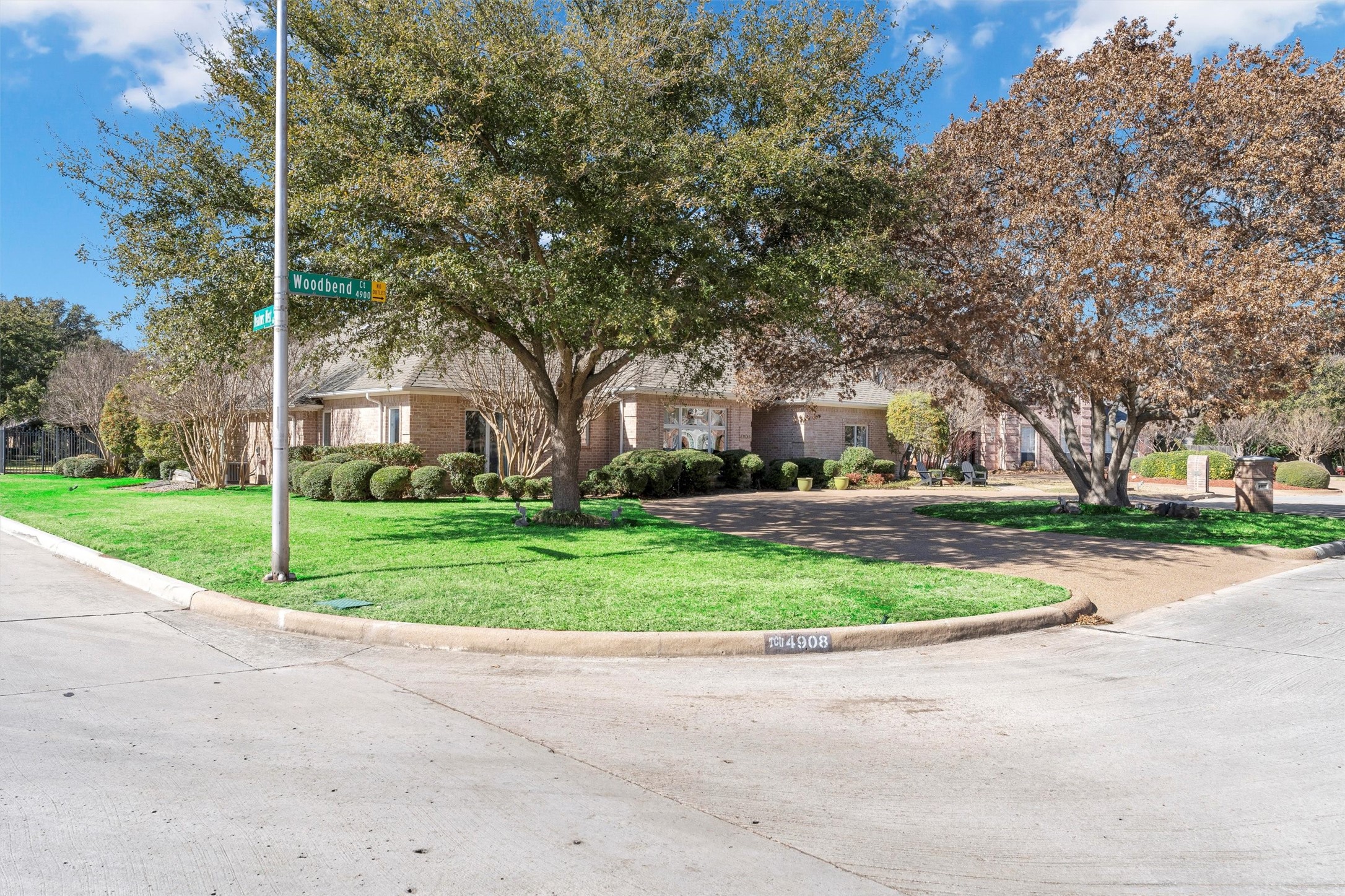 4908 Woodbend Court