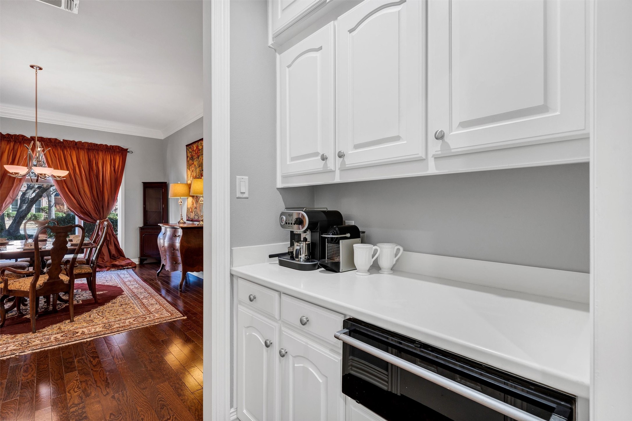 4908 Woodbend Court