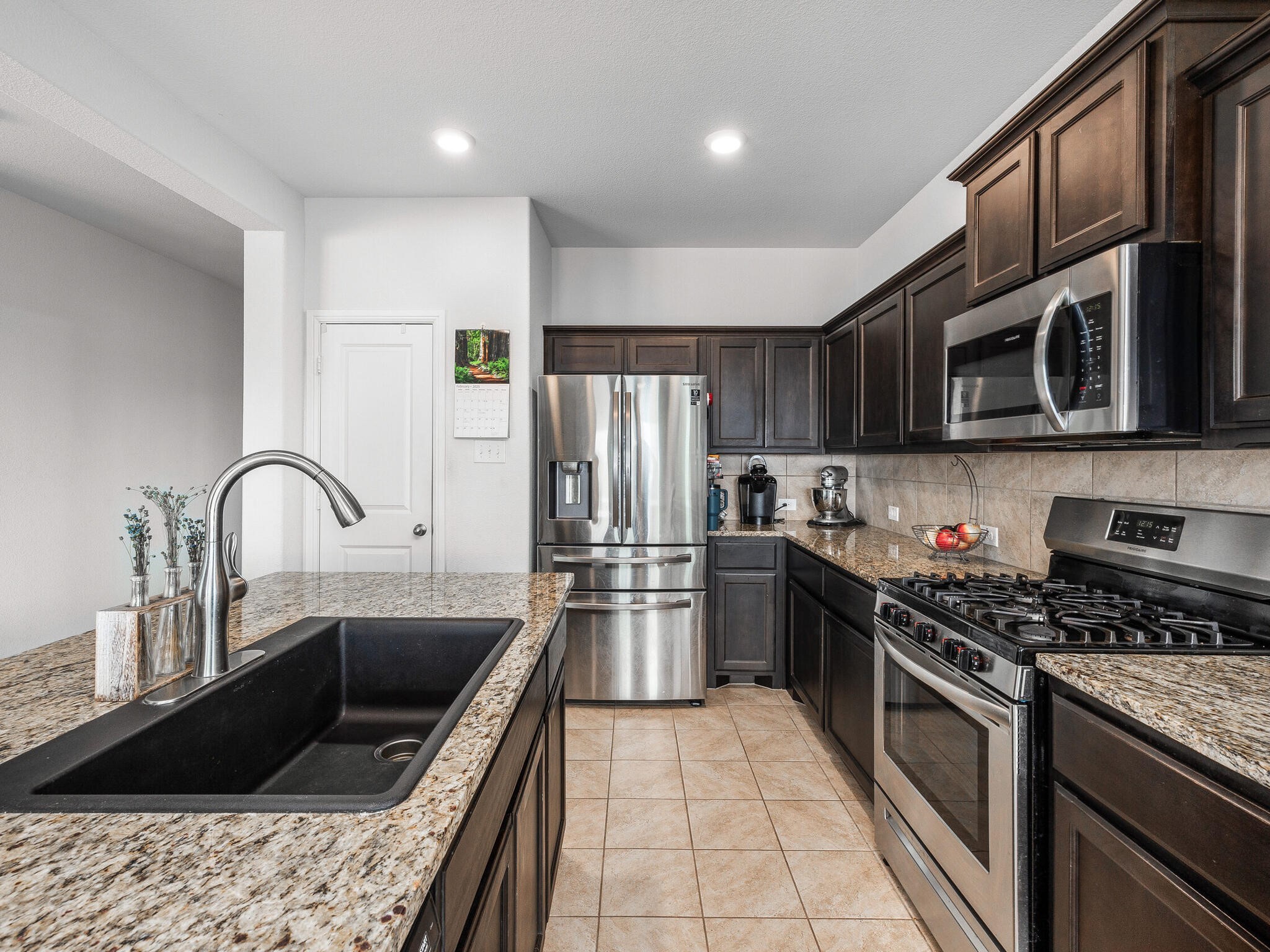 10113 Huntersville Trail