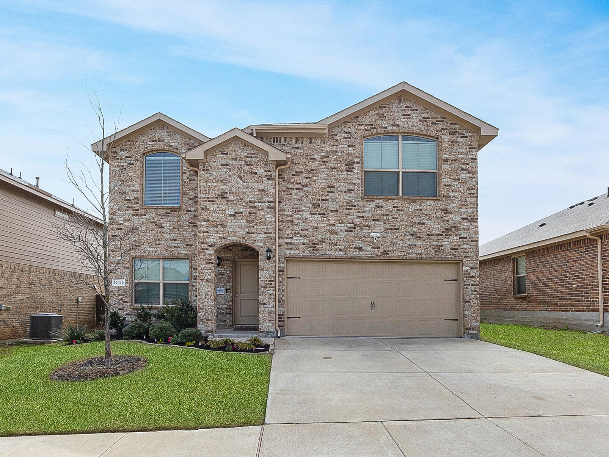 10113 Huntersville Trail