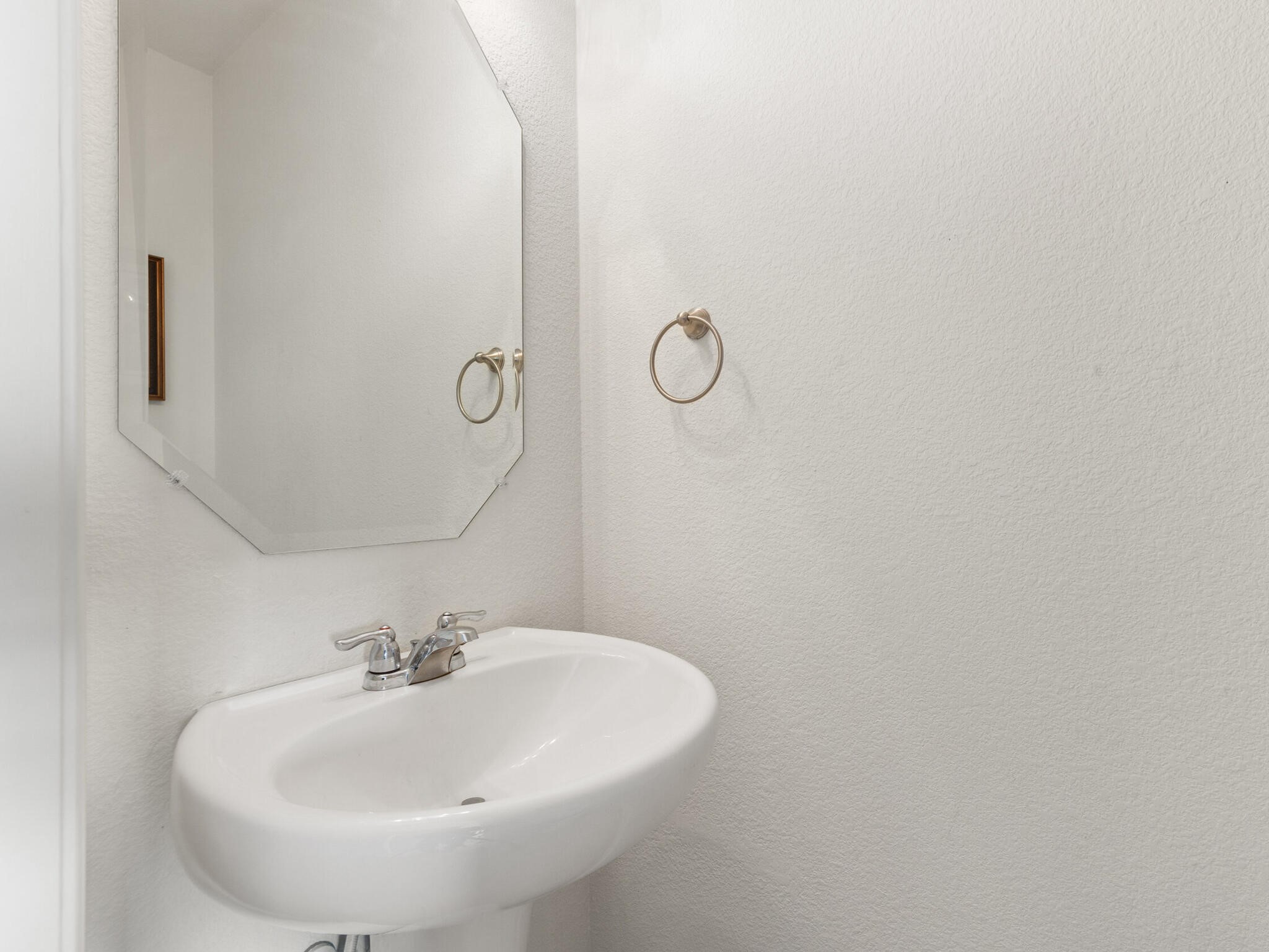 10113 Huntersville Trail