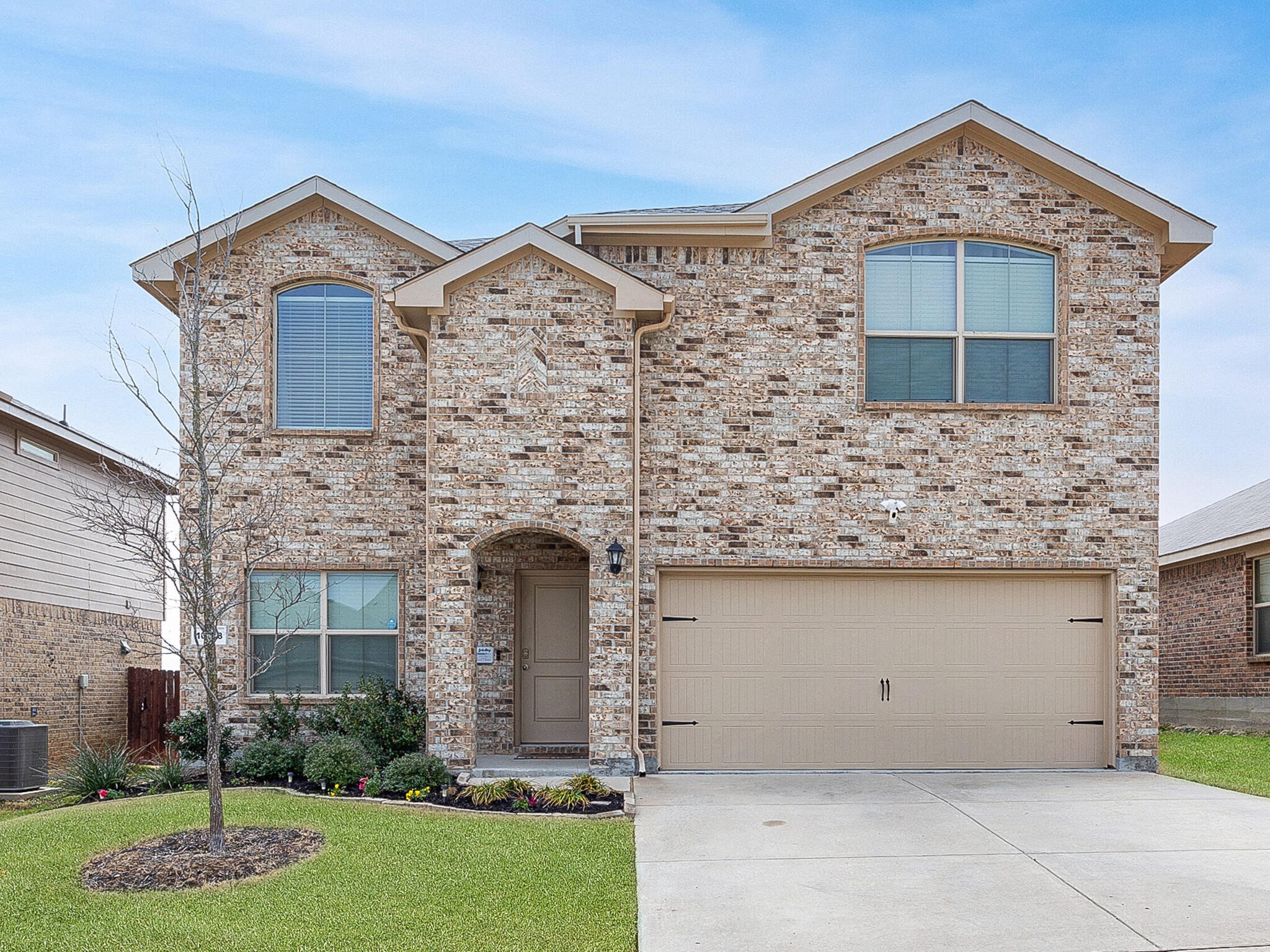 10113 Huntersville Trail