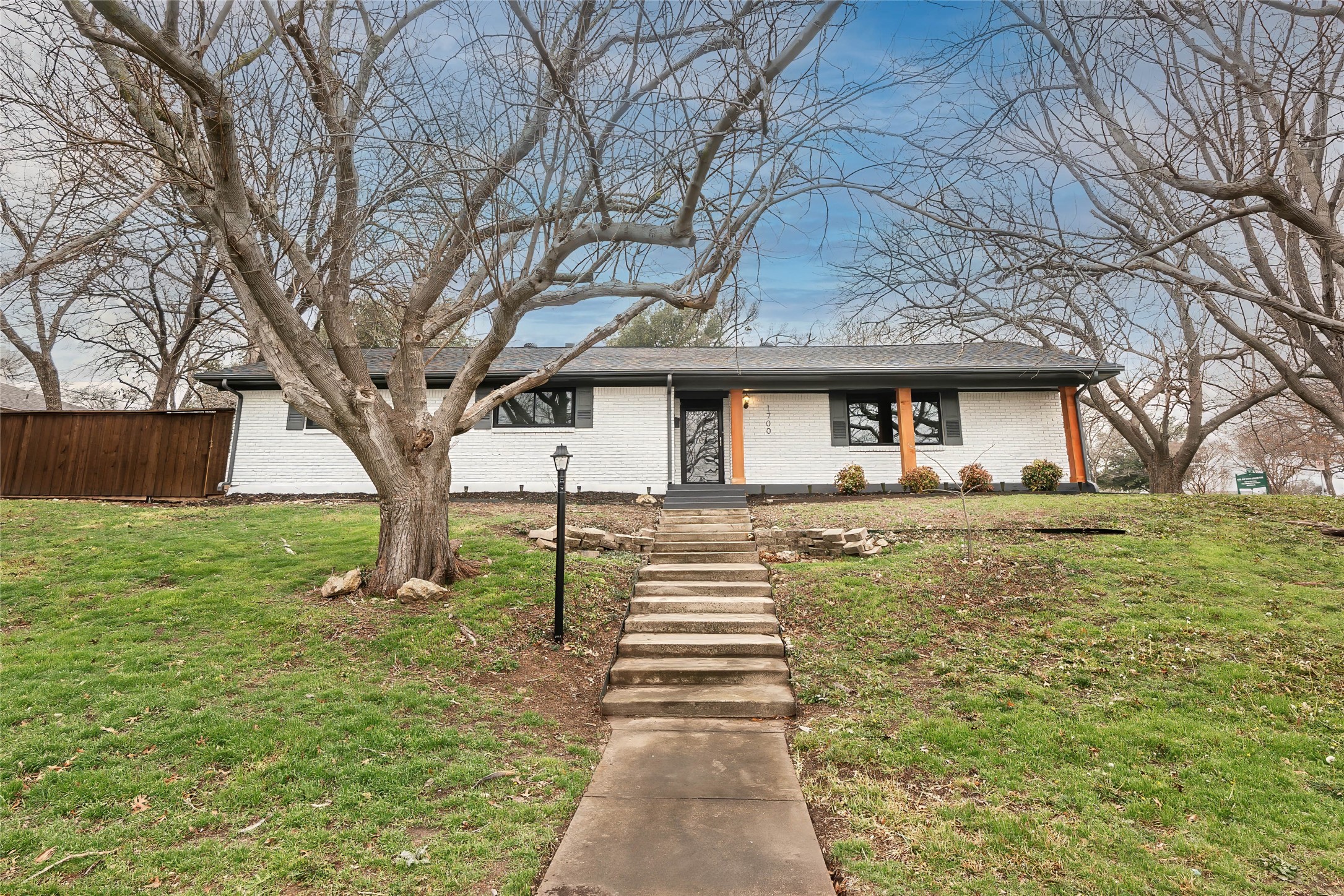 1700 Versailles Road