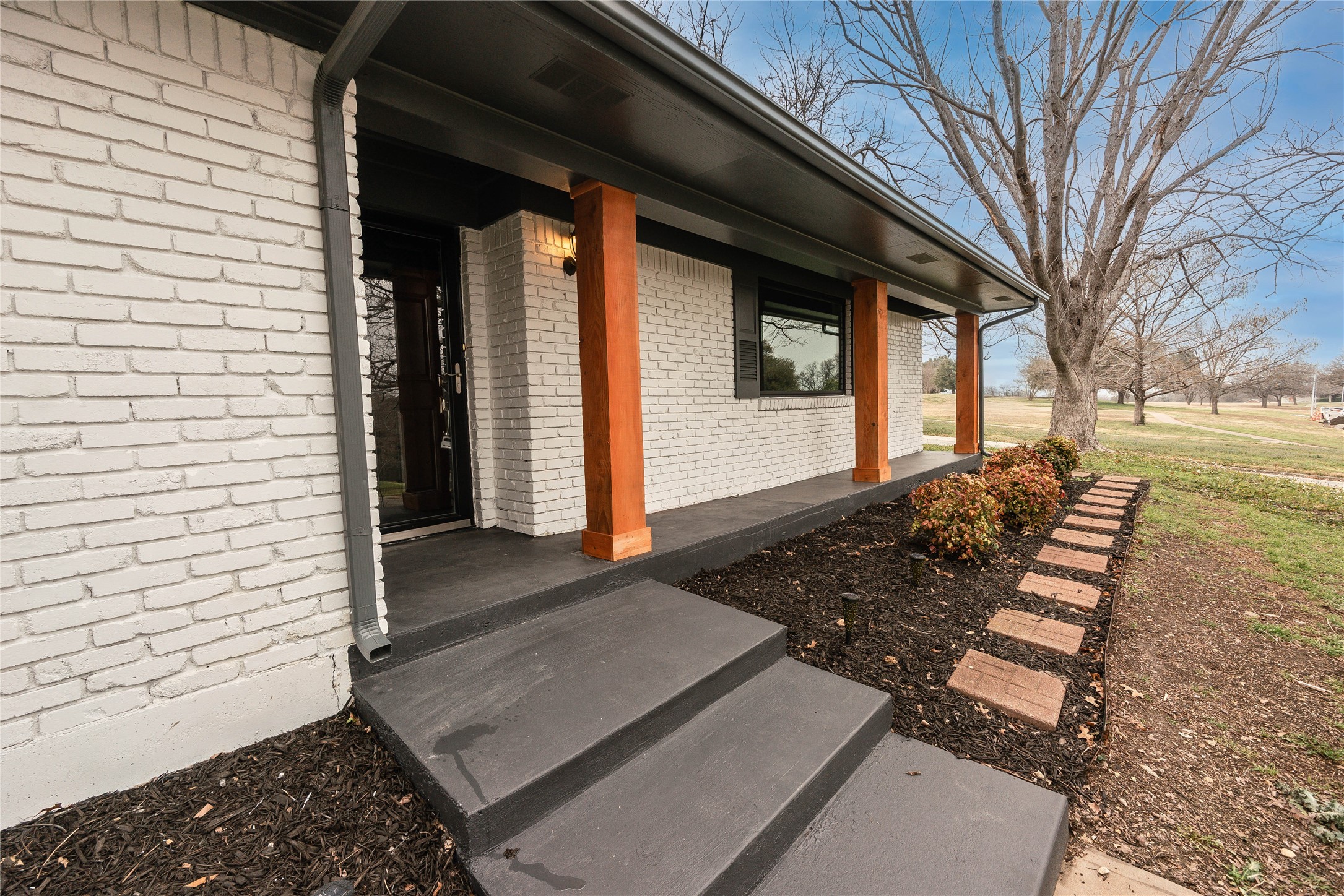 1700 Versailles Road