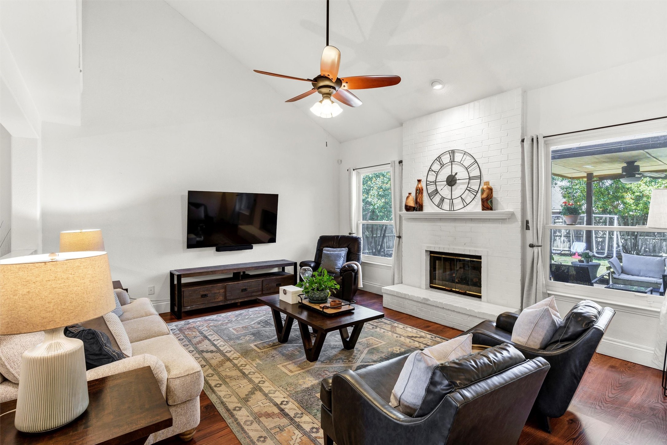 3953 Larkspur Drive