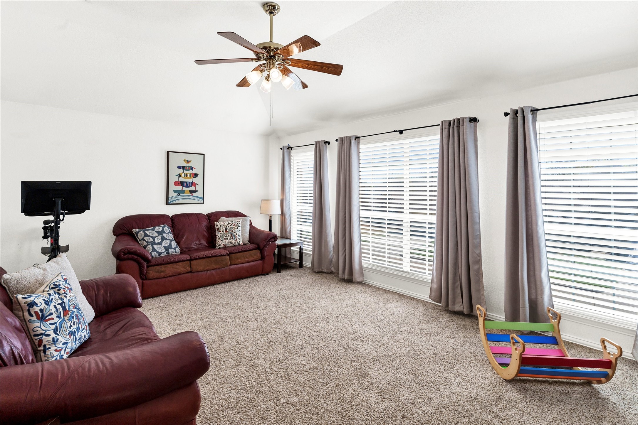 3953 Larkspur Drive