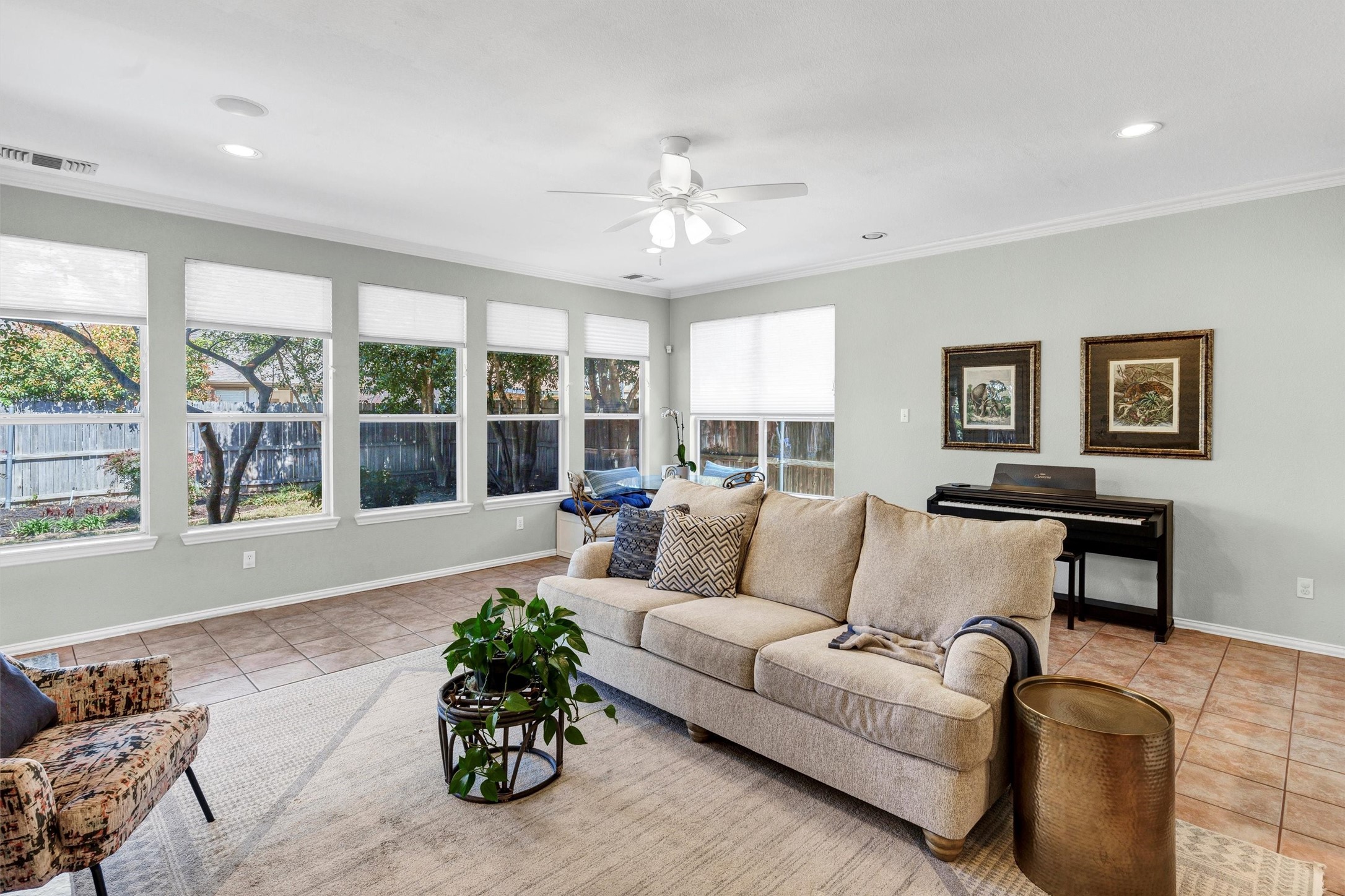 3953 Larkspur Drive