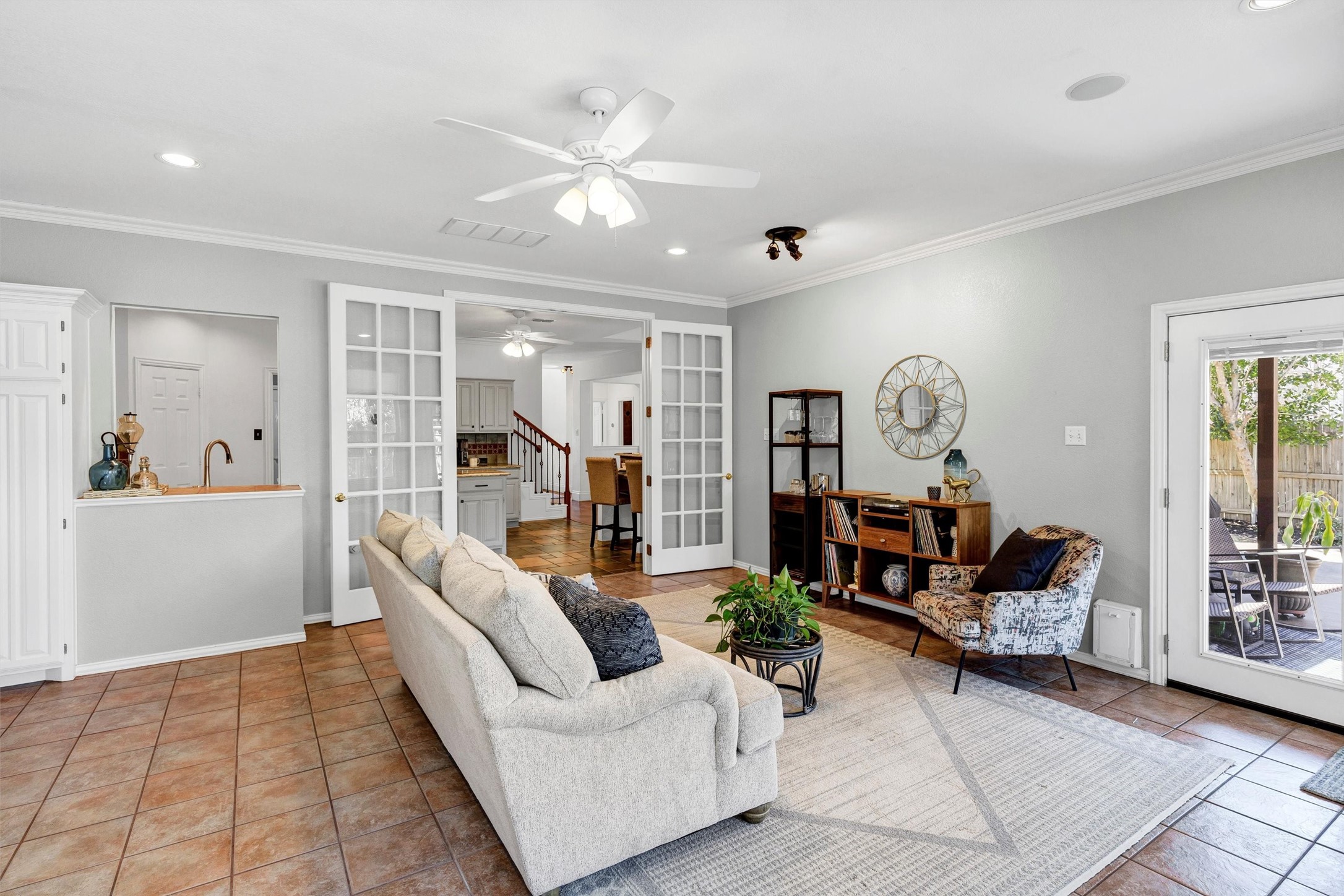 3953 Larkspur Drive