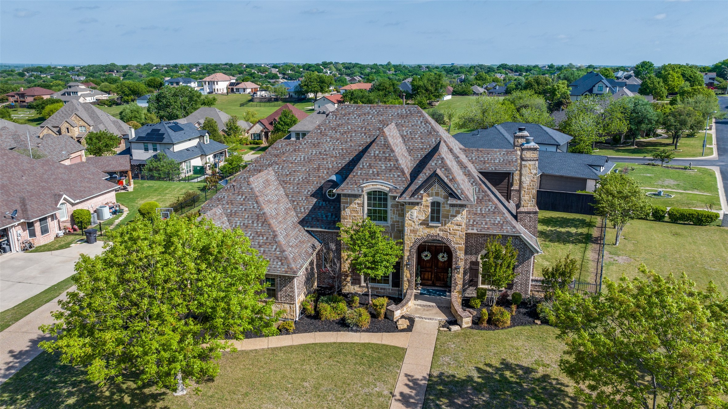 8813 Summit Point Court