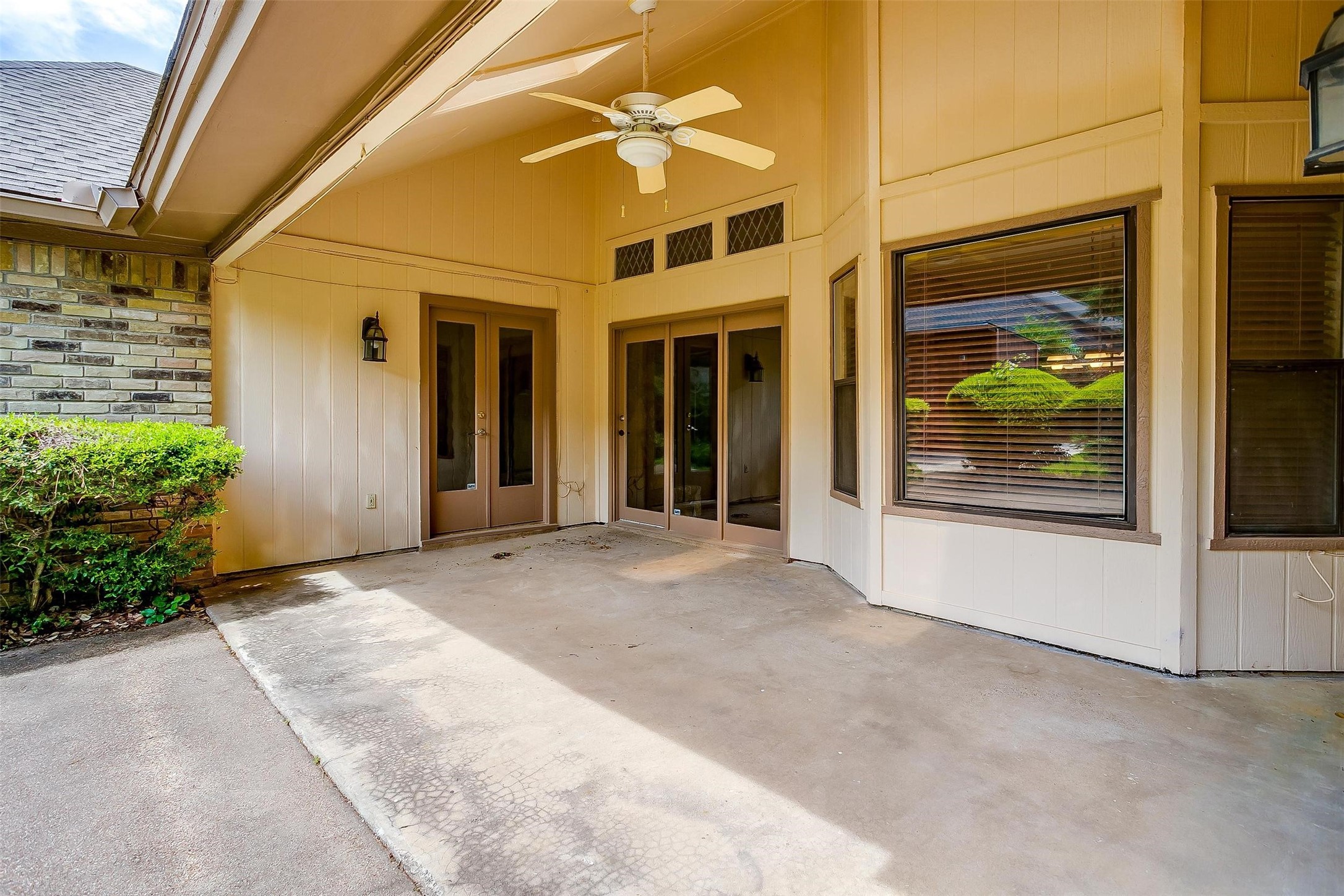 6809 River Bend Road