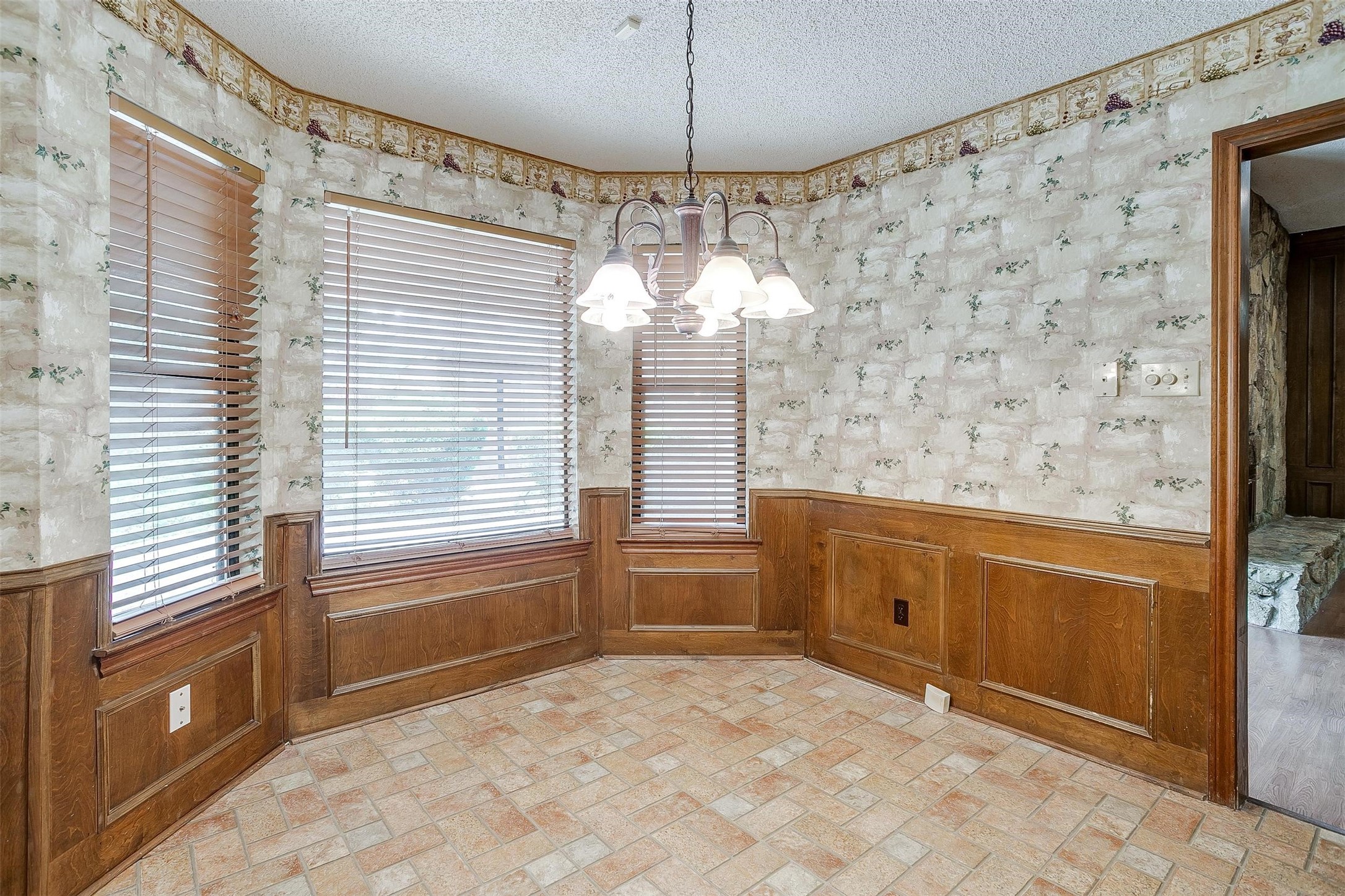 6809 River Bend Road