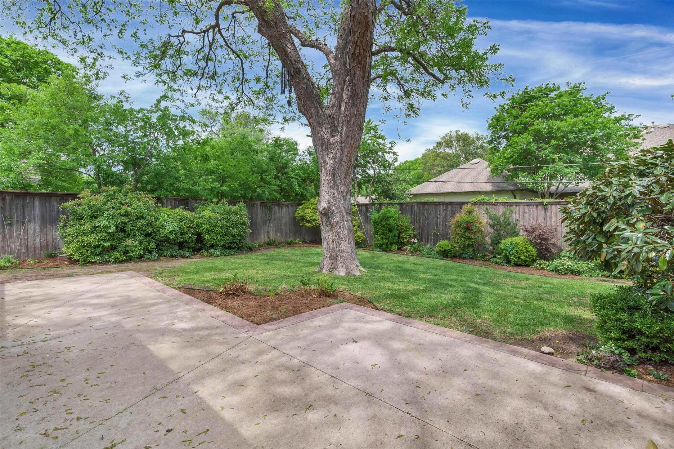 3908 Lynncrest Drive