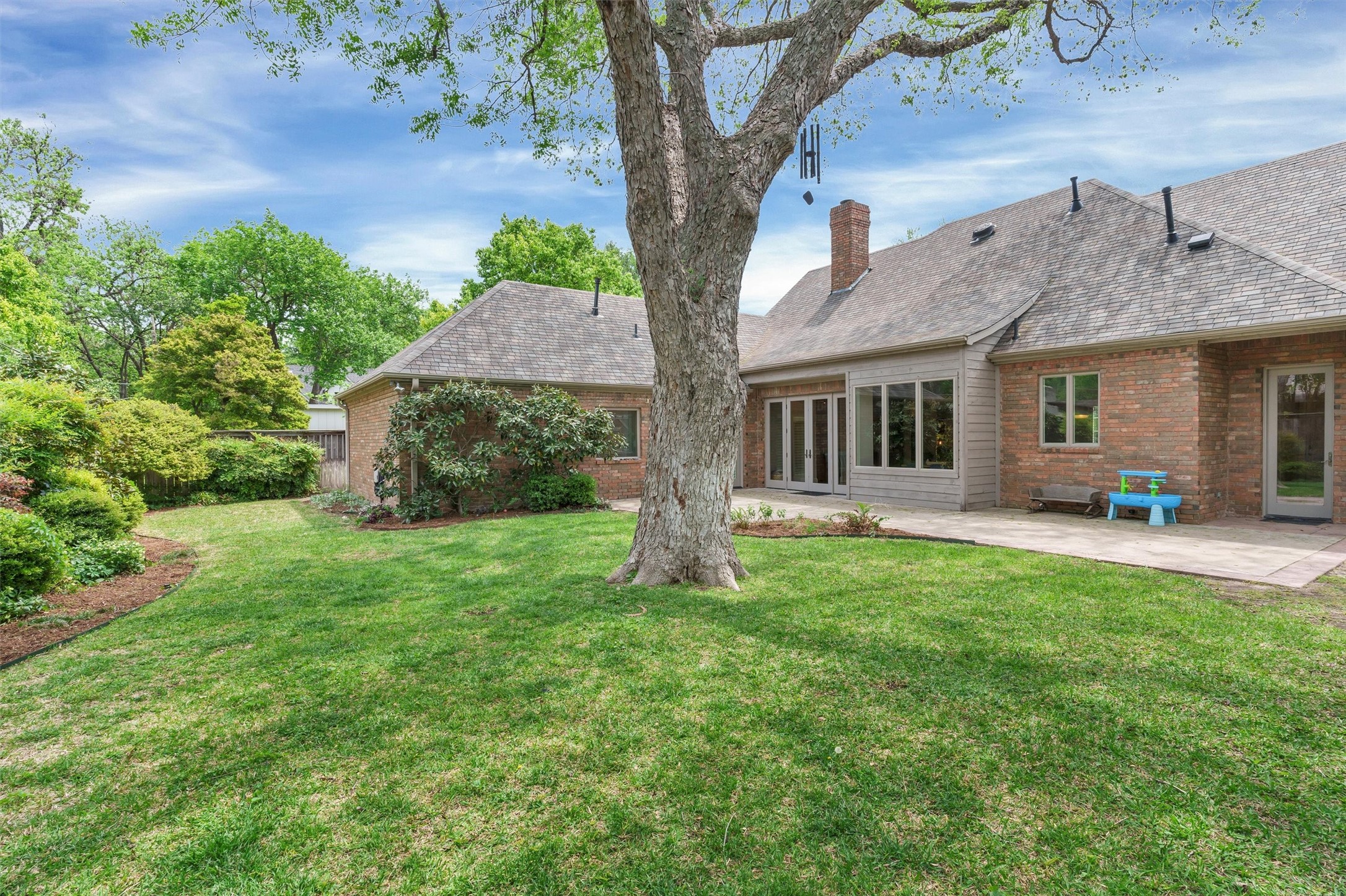 3908 Lynncrest Drive