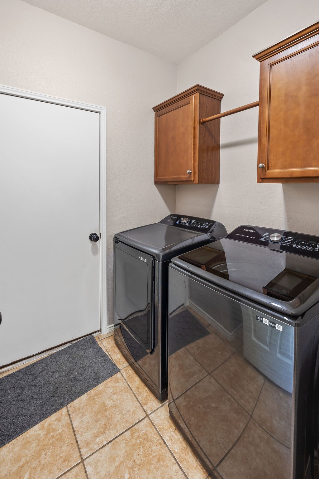 16148 Cowboy Trail