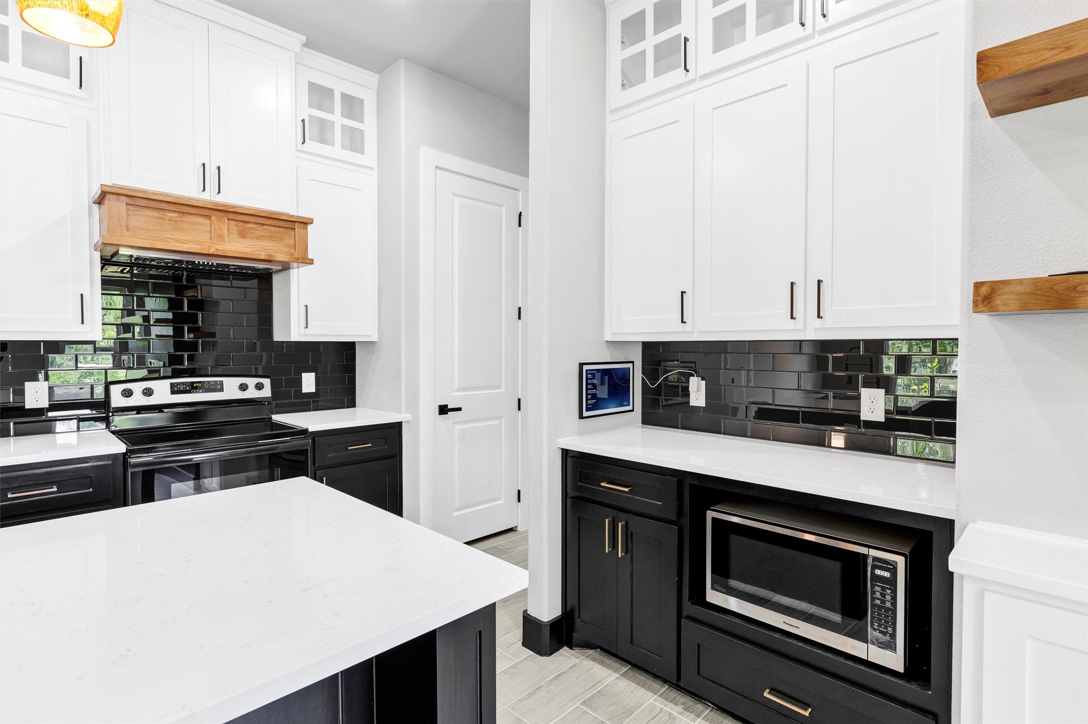 2519 Lakeridge Drive