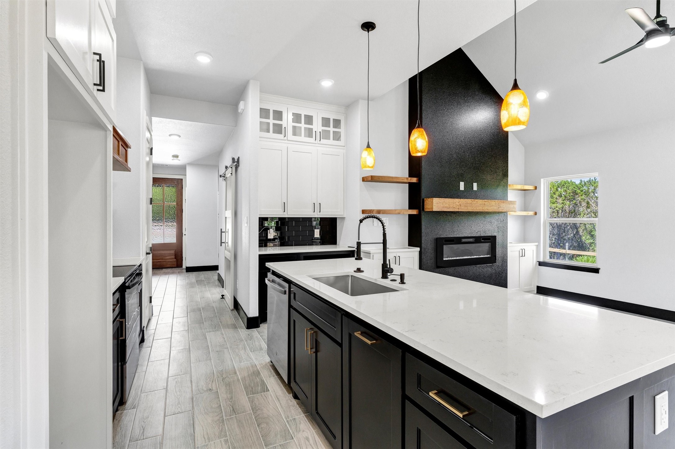 2519 Lakeridge Drive