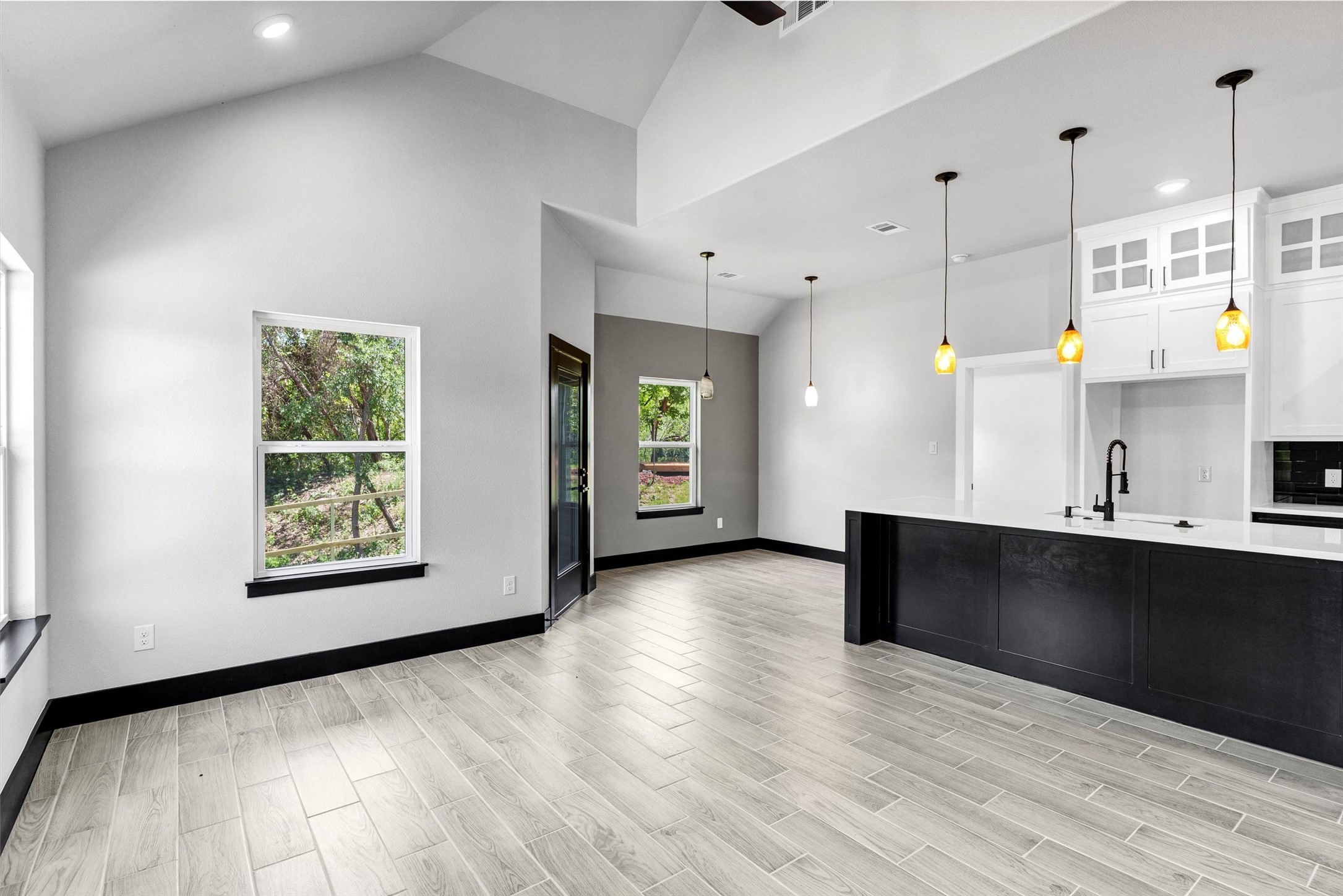 2519 Lakeridge Drive