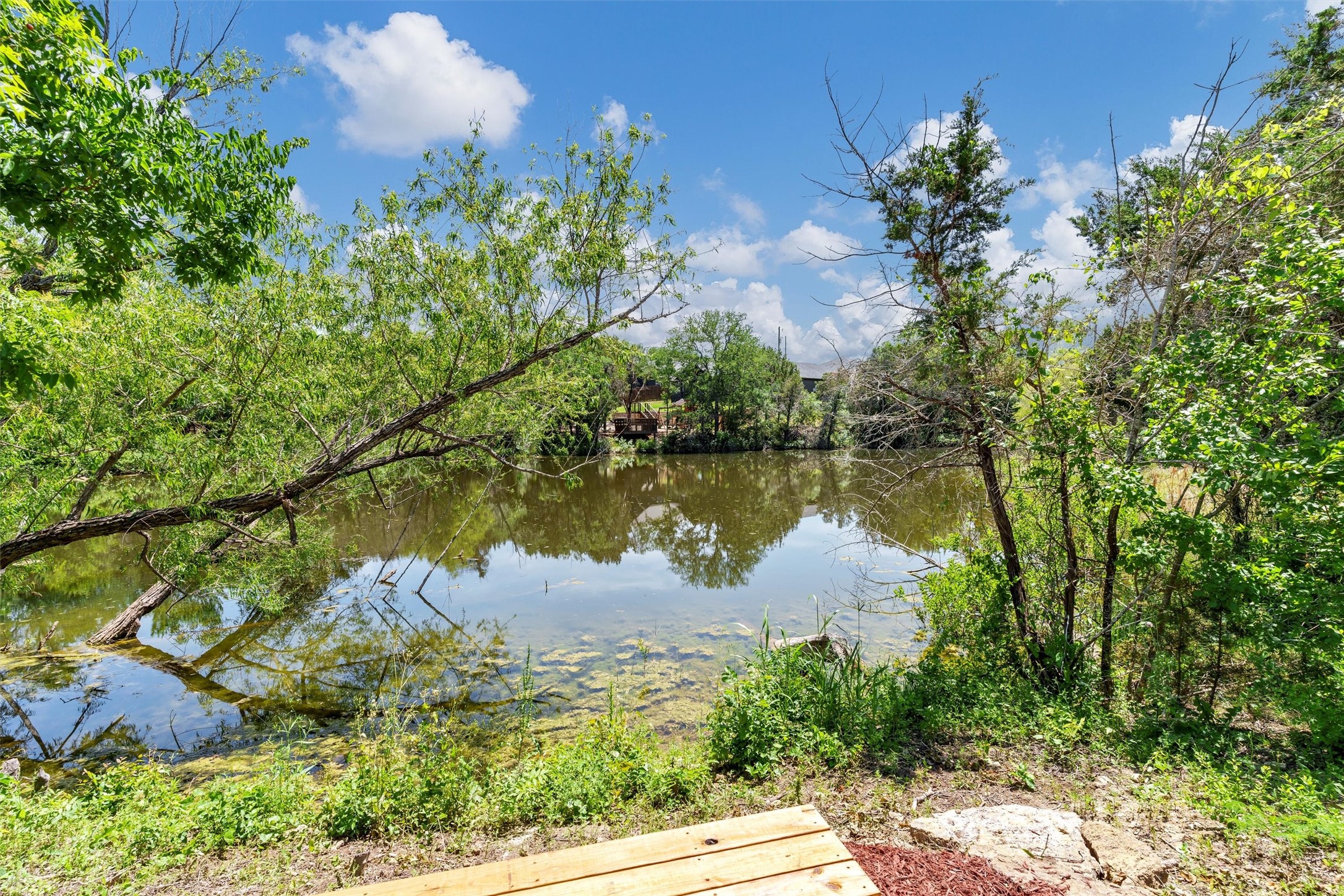 2519 Lakeridge Drive