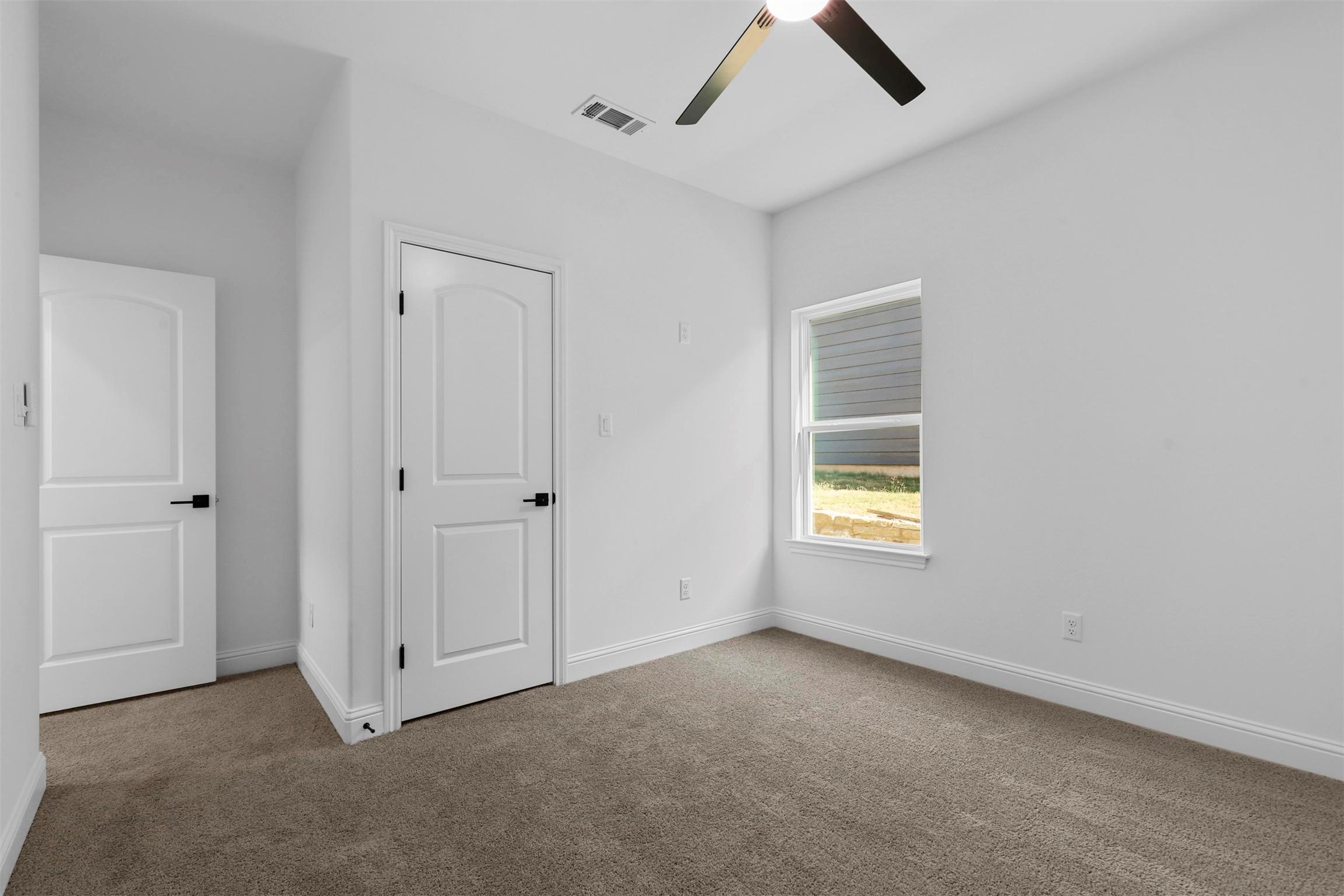 5512 San Jacinto Drive