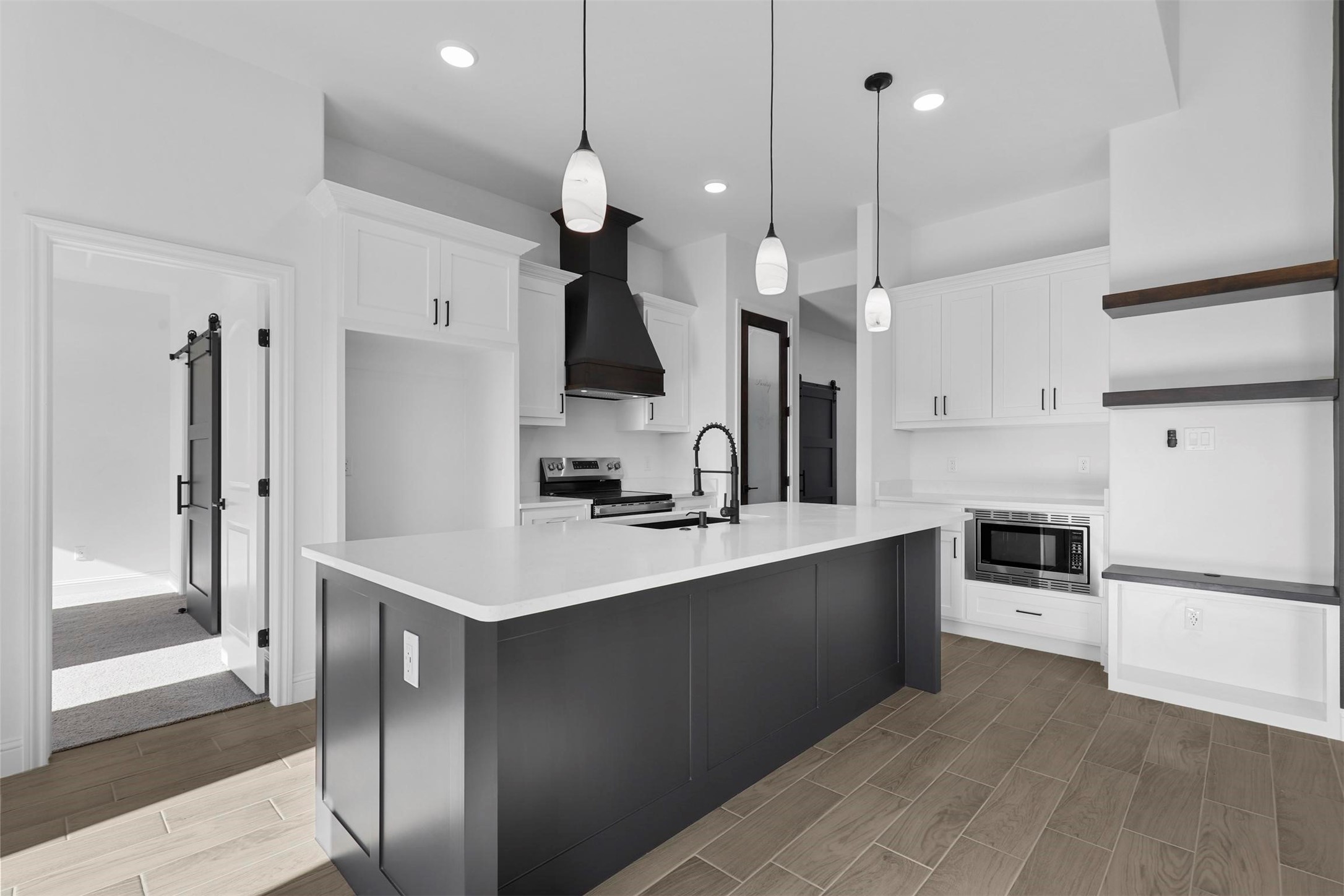 5512 San Jacinto Drive
