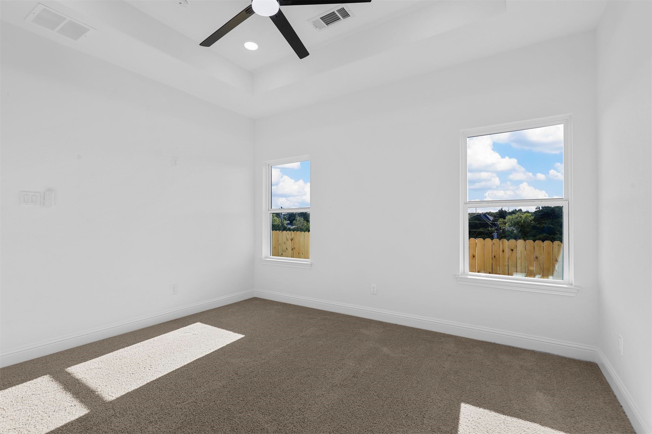 5512 San Jacinto Drive