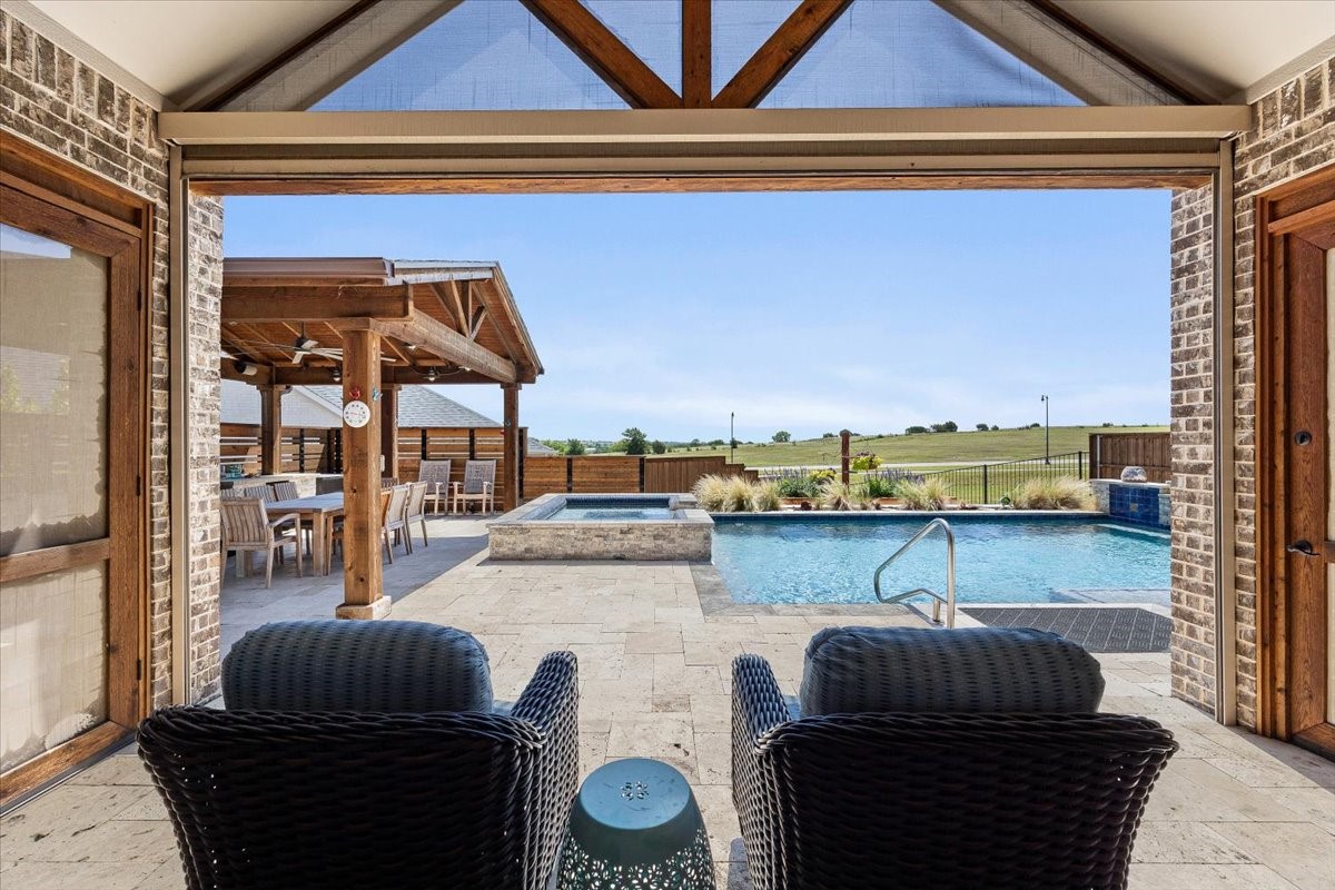1801 Shade Tree Street