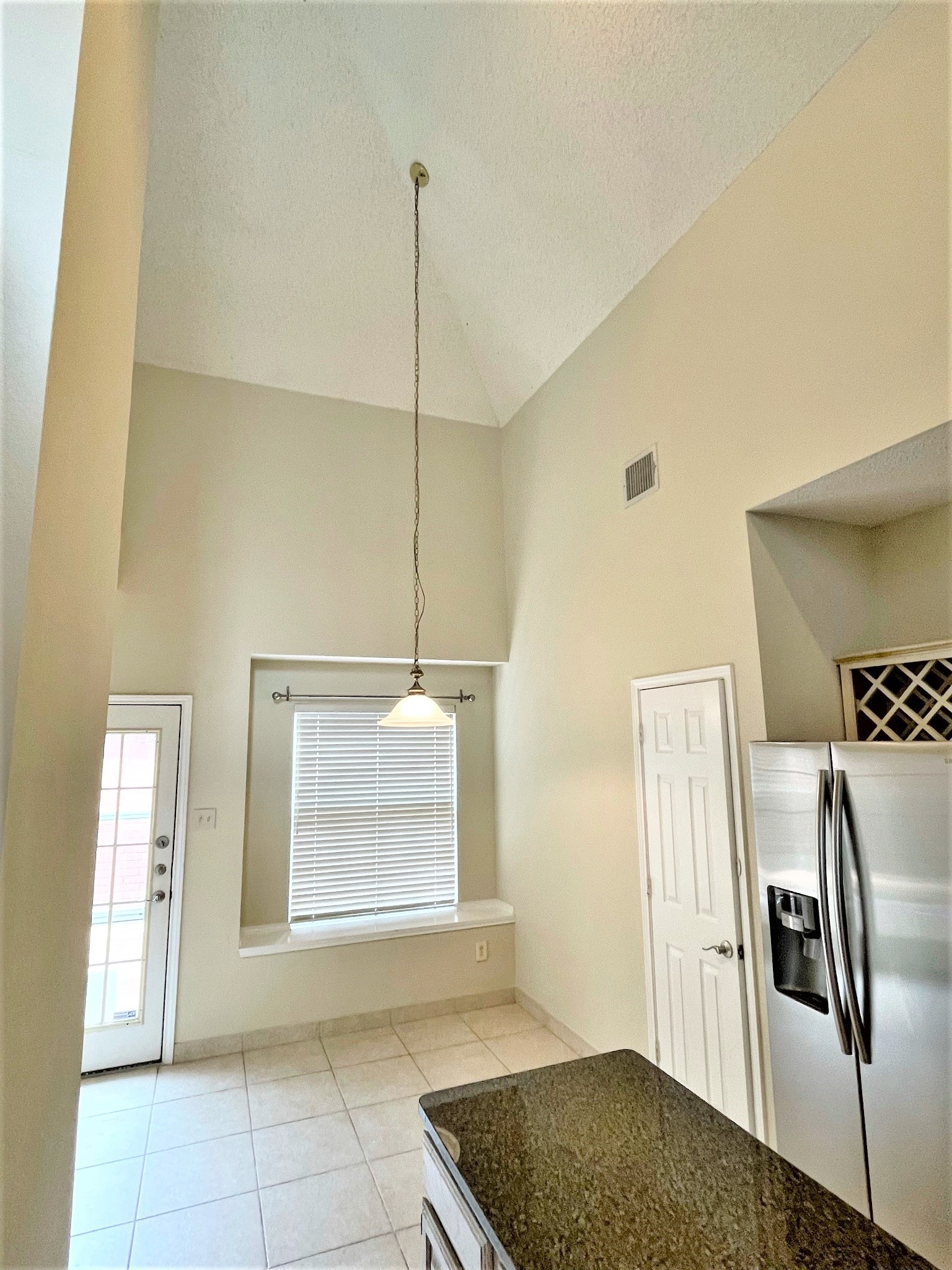 606 Saint Andrews Place