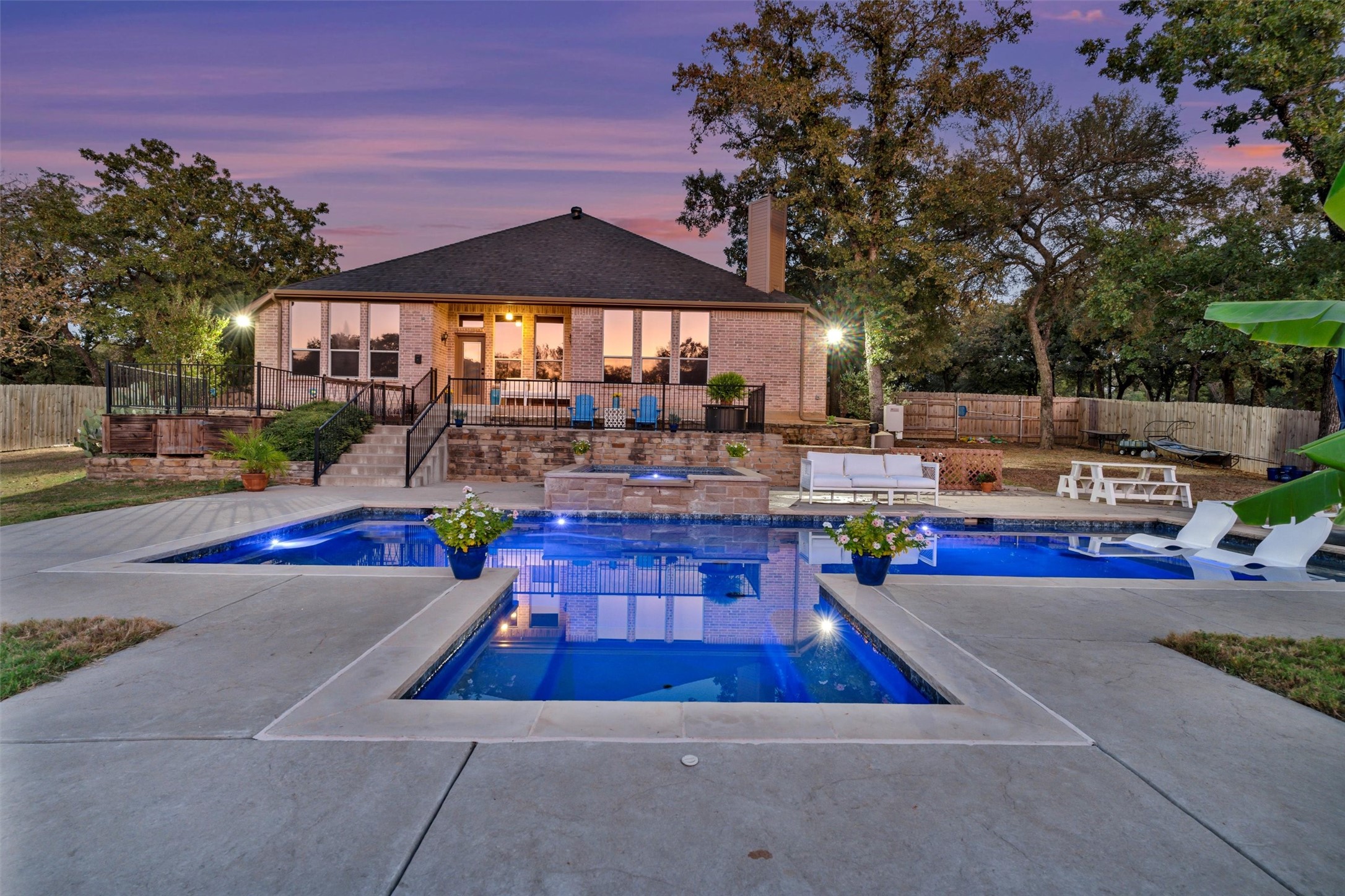 504 Hoover Road