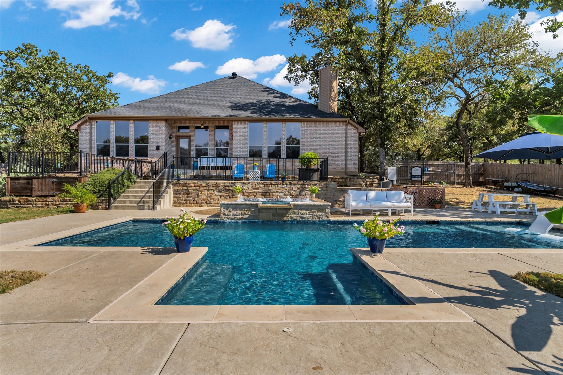 504 Hoover Road