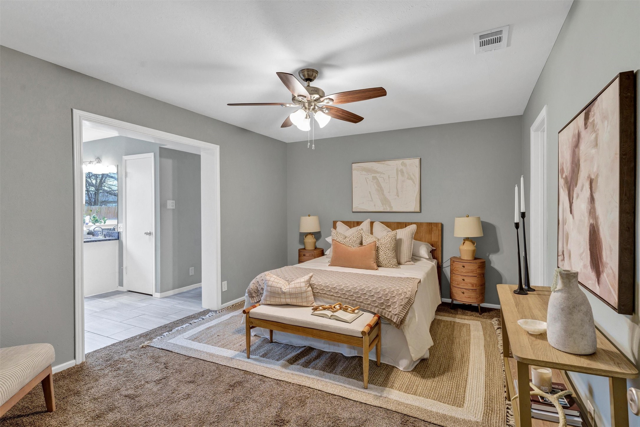 1009 Russell Road