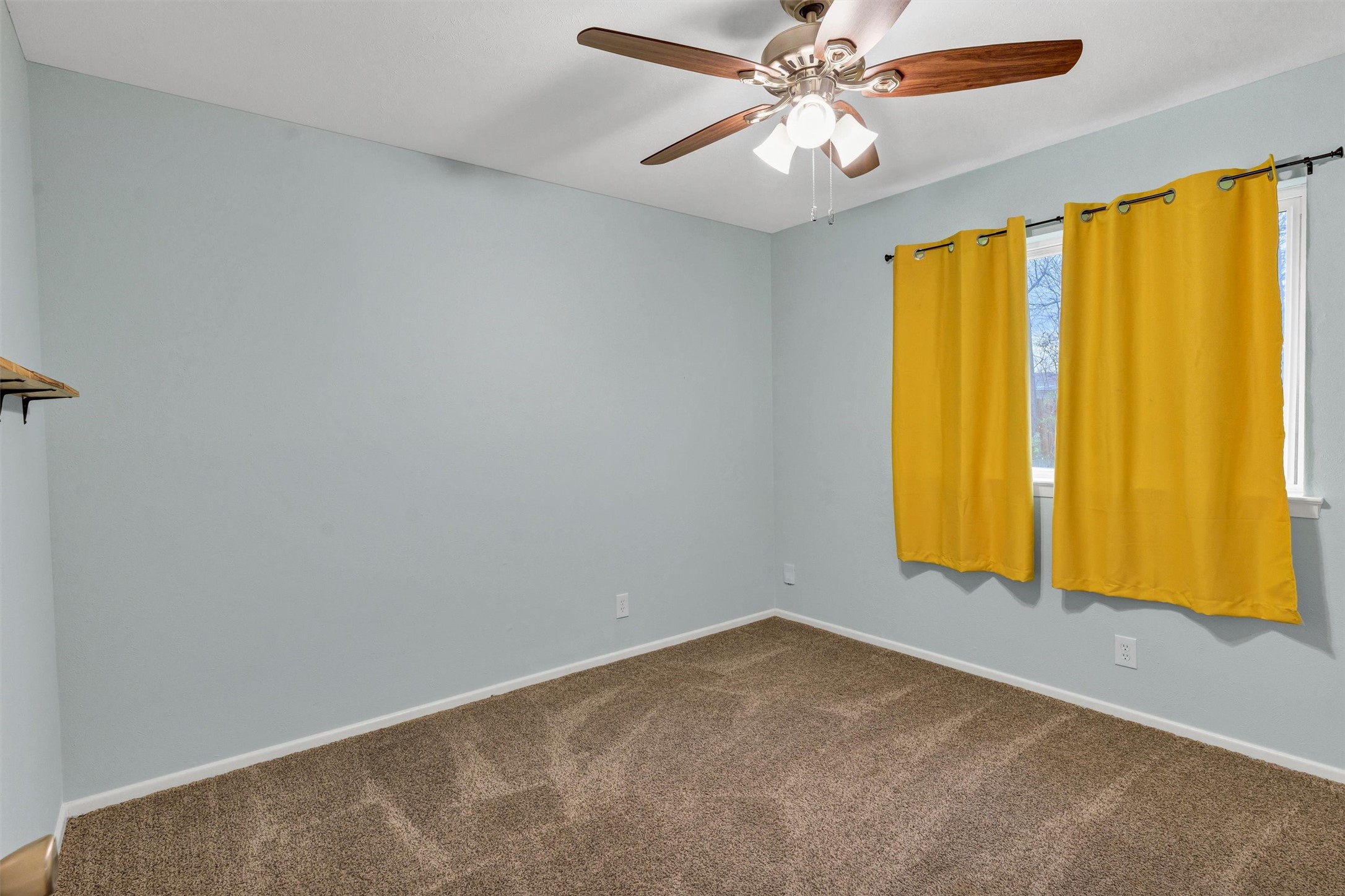 1009 Russell Road
