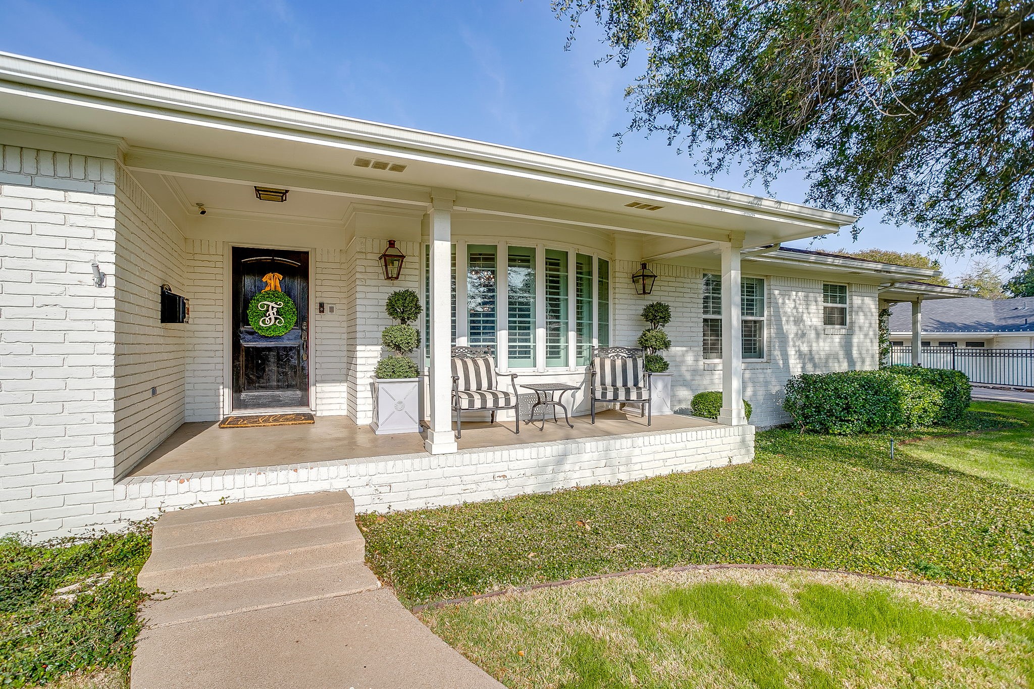 3772 Arroyo Road