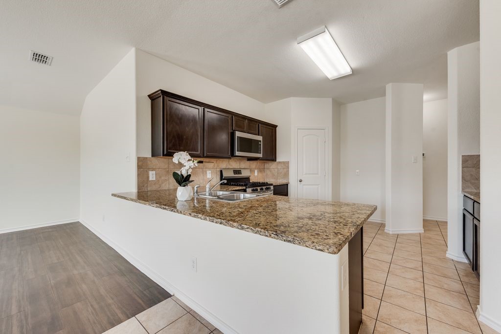 5117 Grayson Ridge Drive