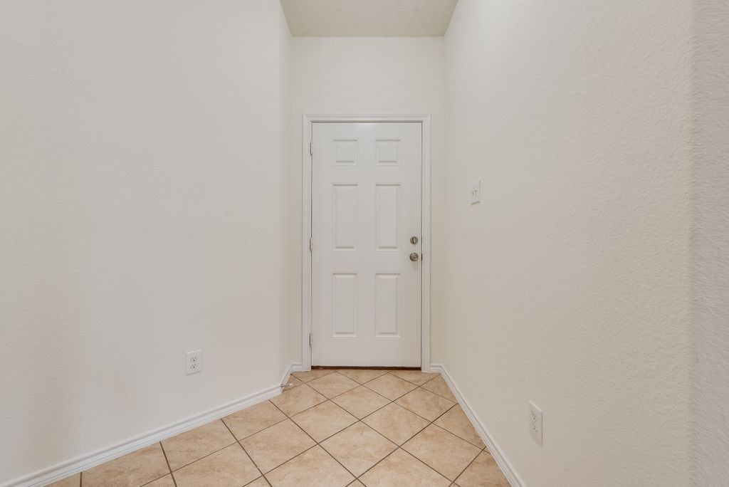 5117 Grayson Ridge Drive