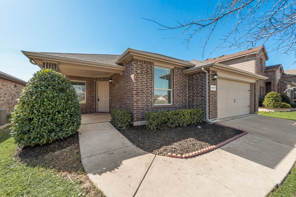 5117 Grayson Ridge Drive