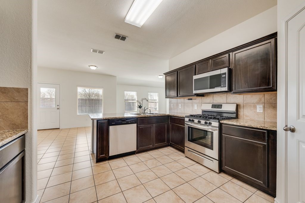 5117 Grayson Ridge Drive