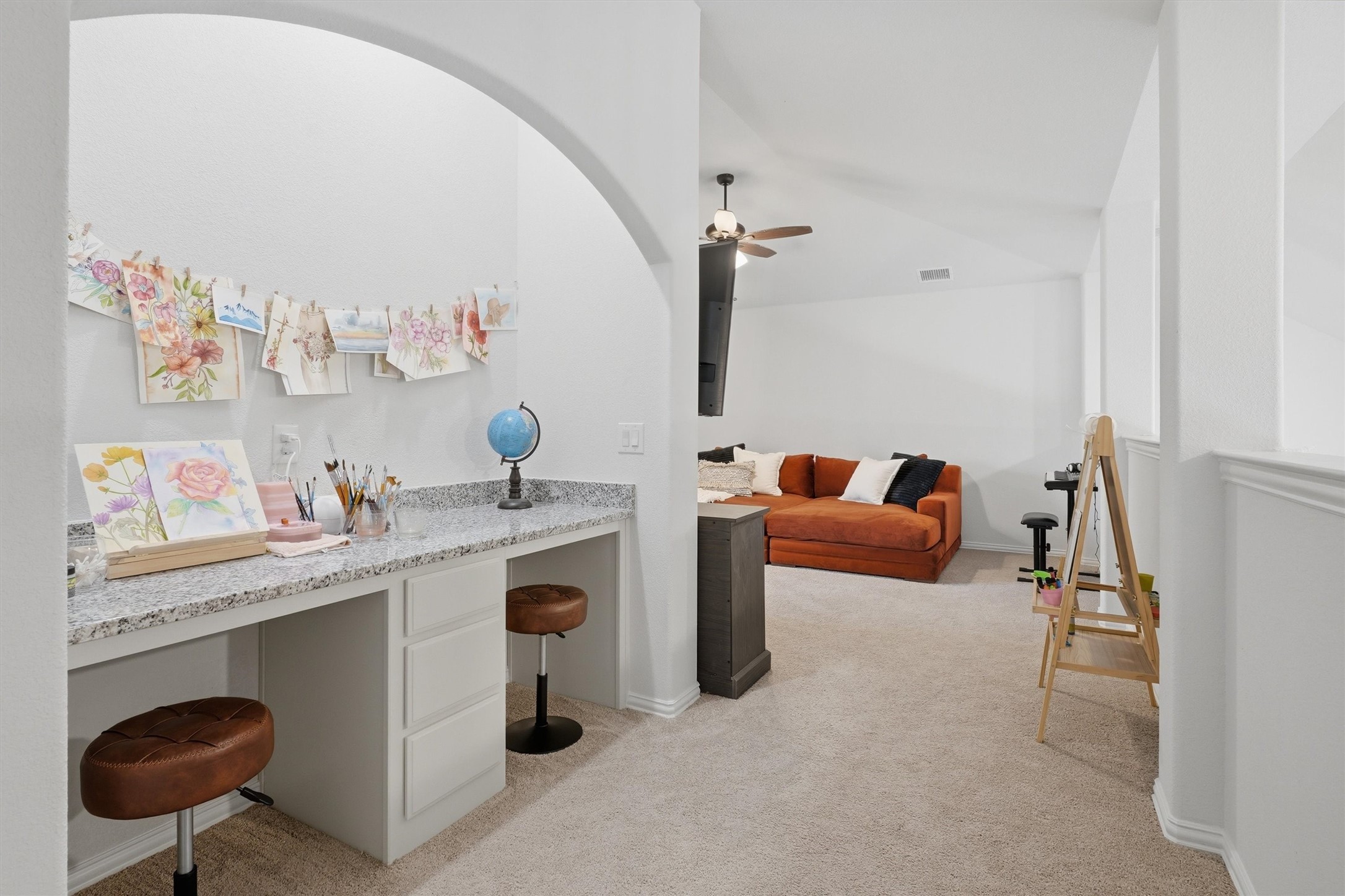 8232 Manx Point