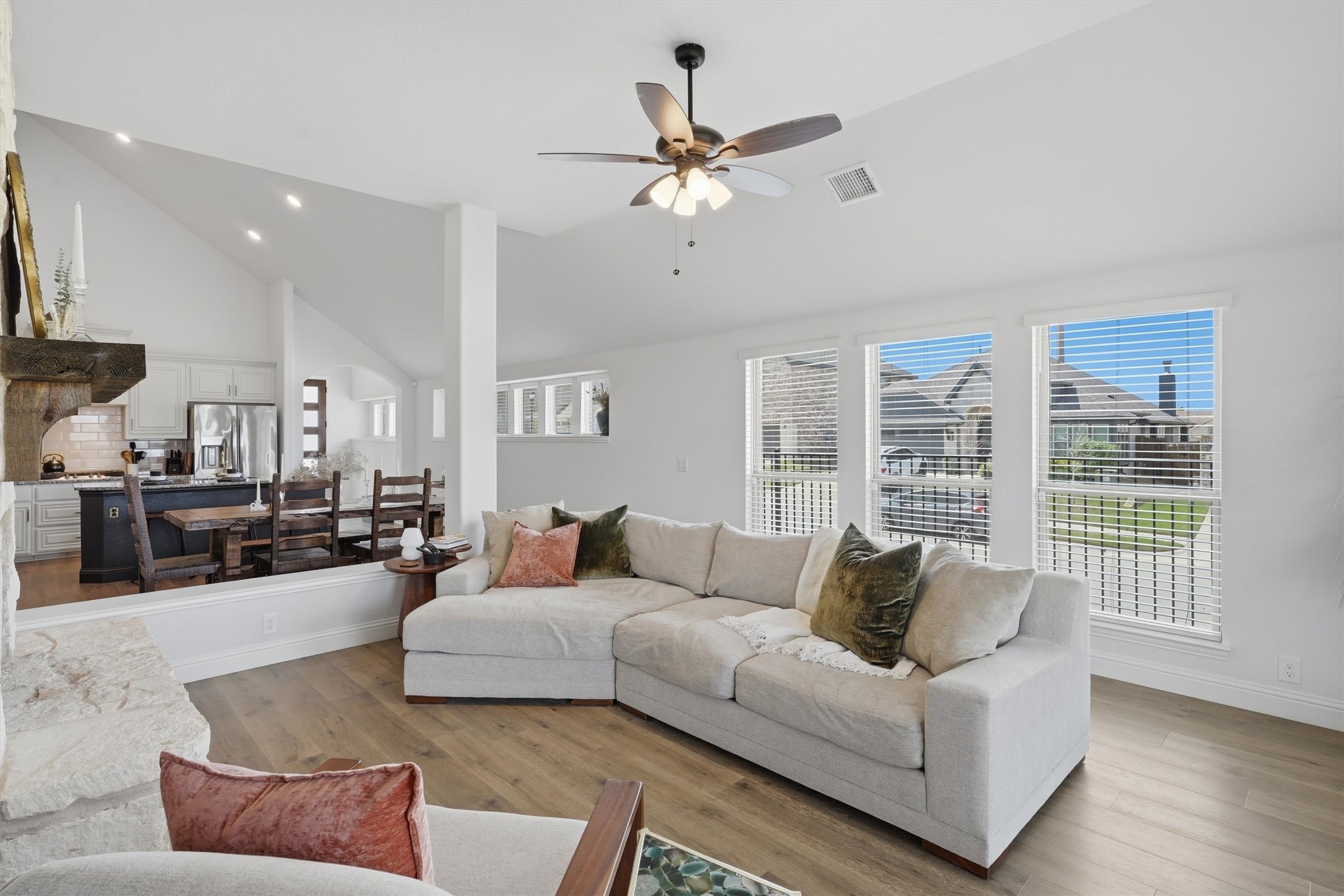 8232 Manx Point