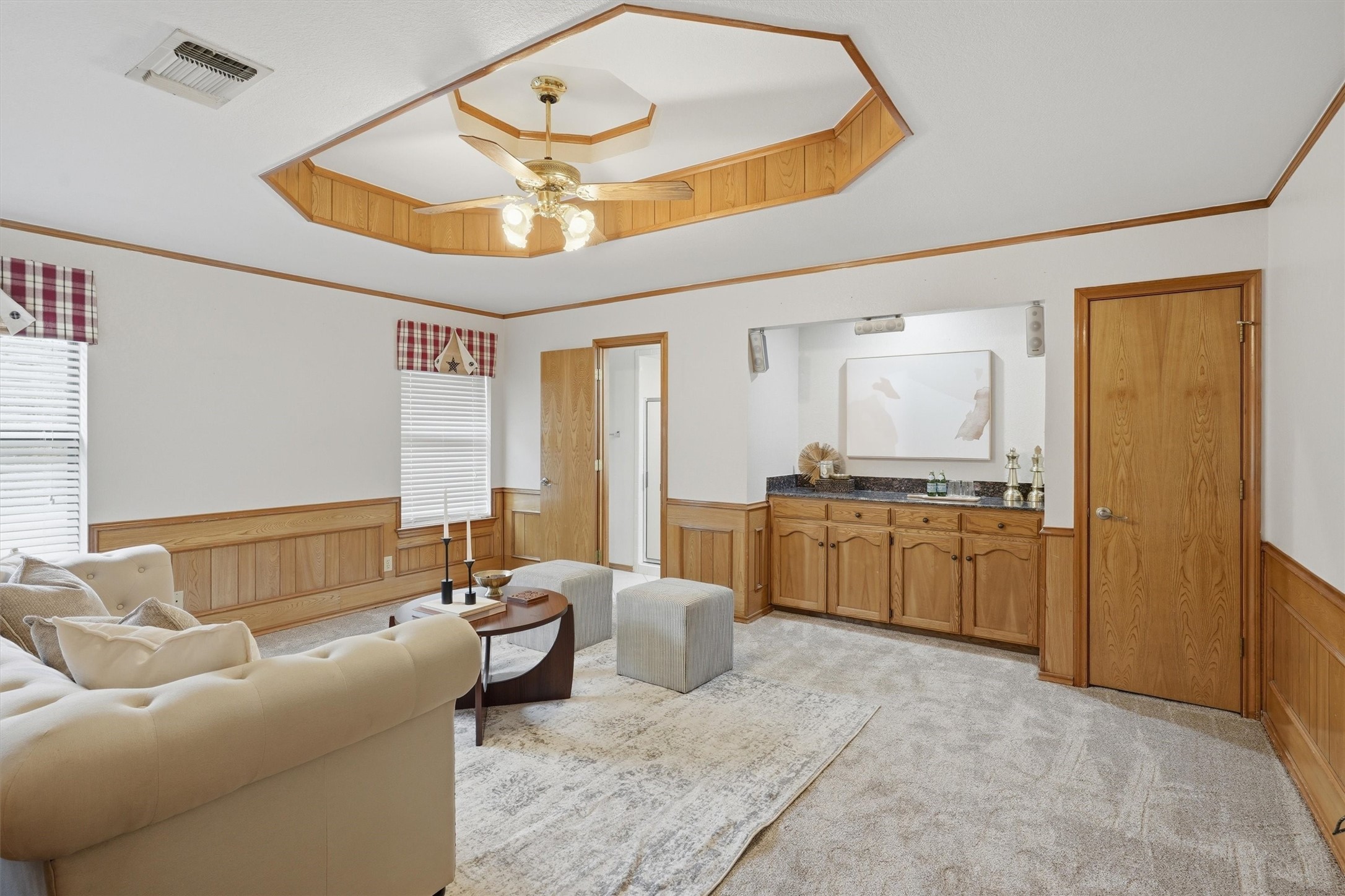 7308 Shady Hollow Lane