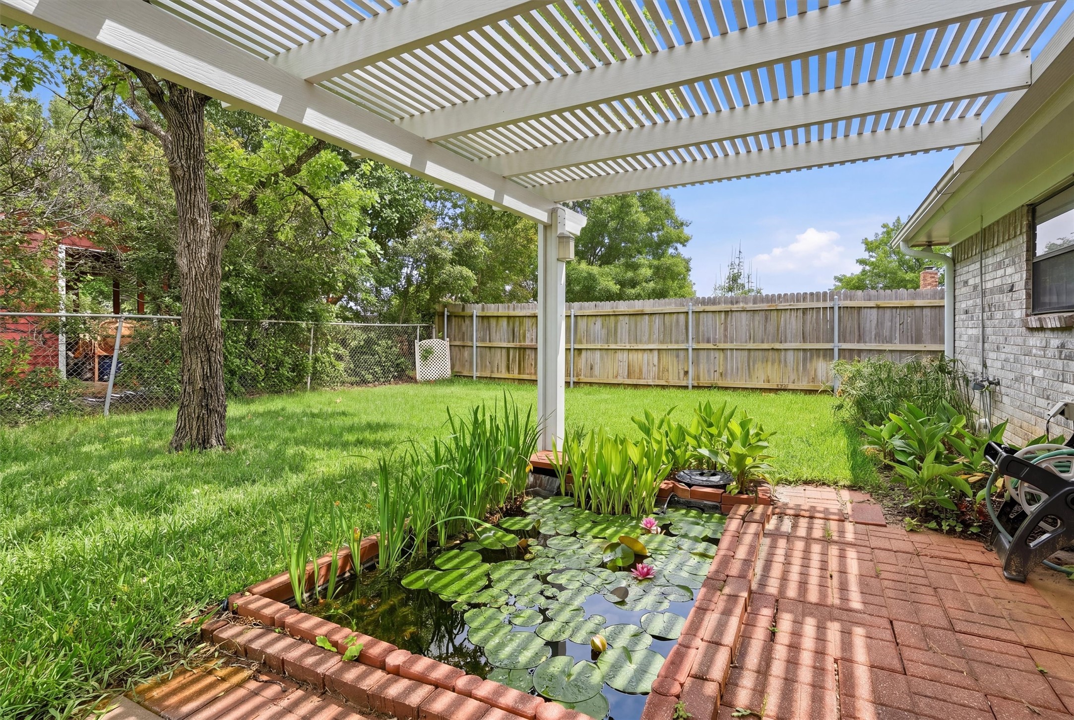 7308 Shady Hollow Lane