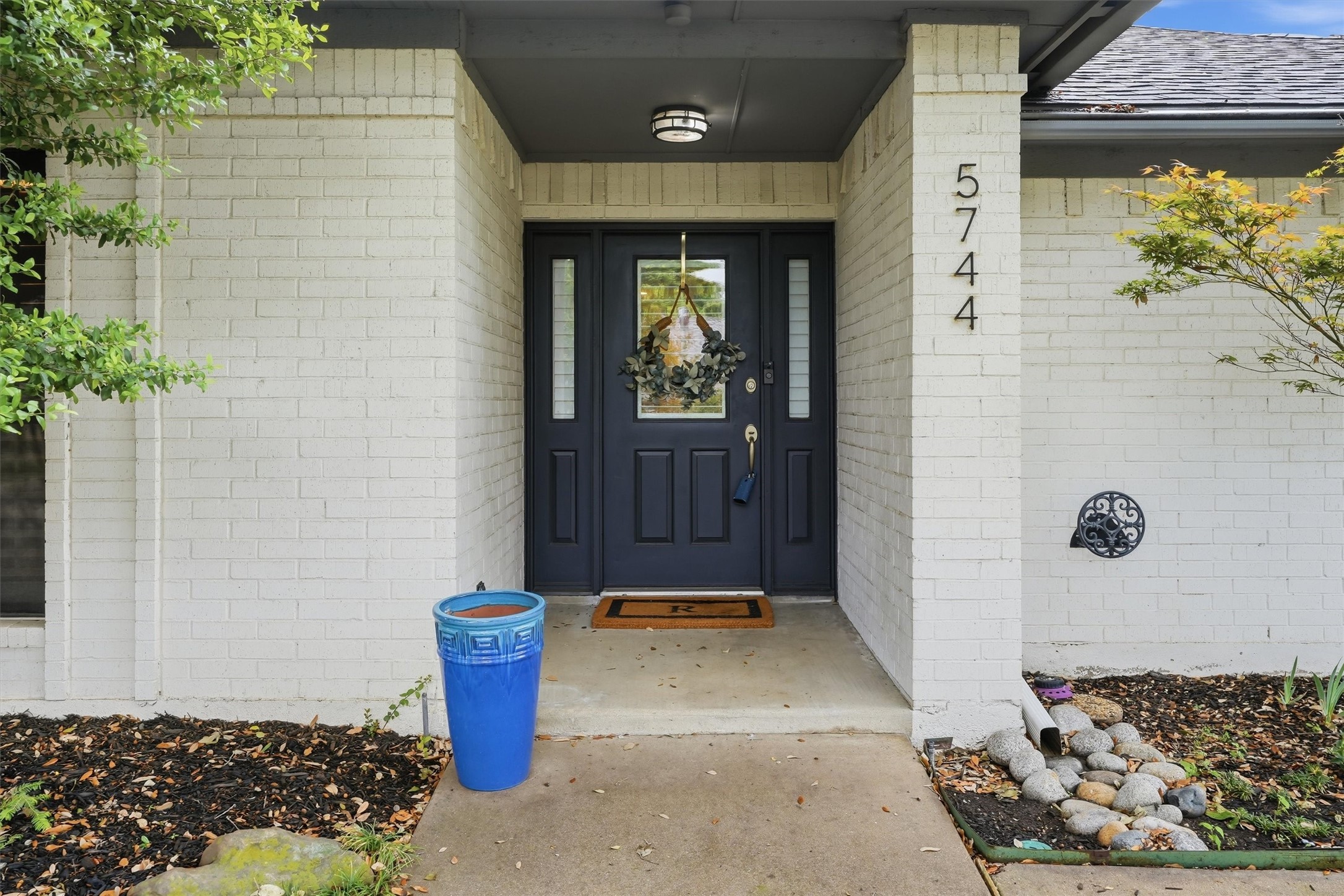 5744 Ledgestone Drive