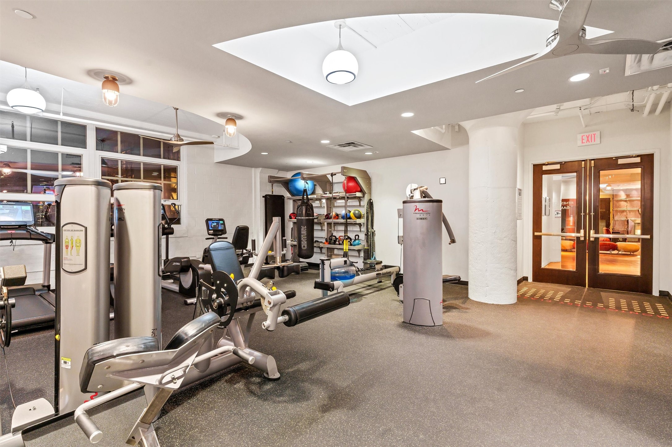 2600 W 7th Street 2654
