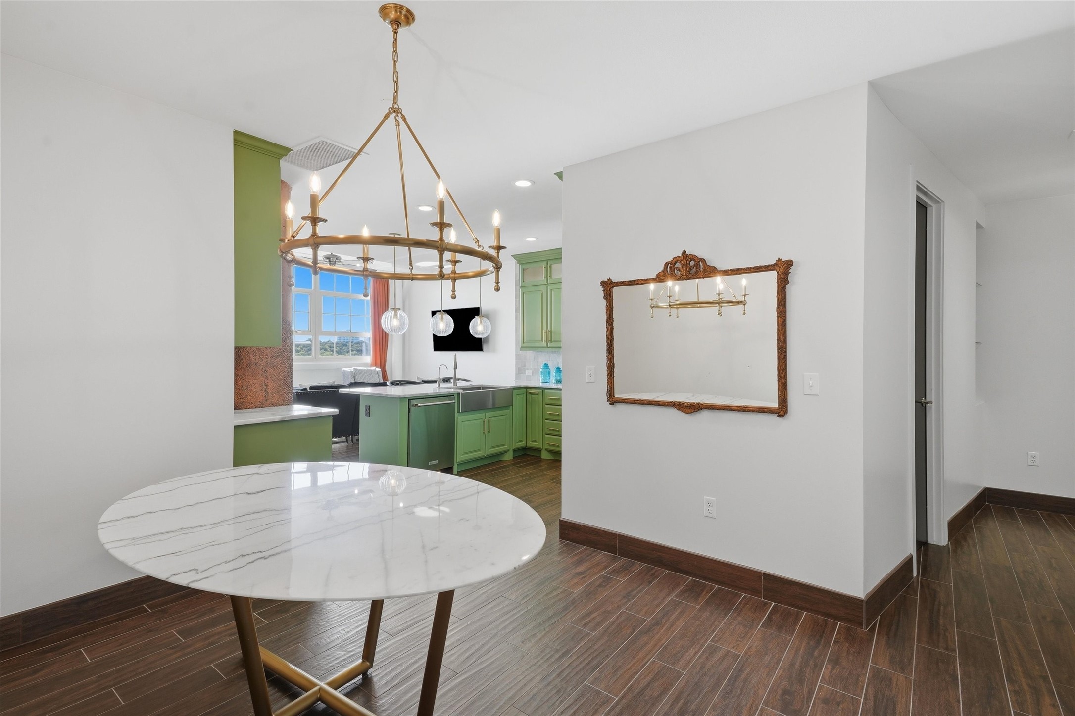 2600 W 7th Street 2654