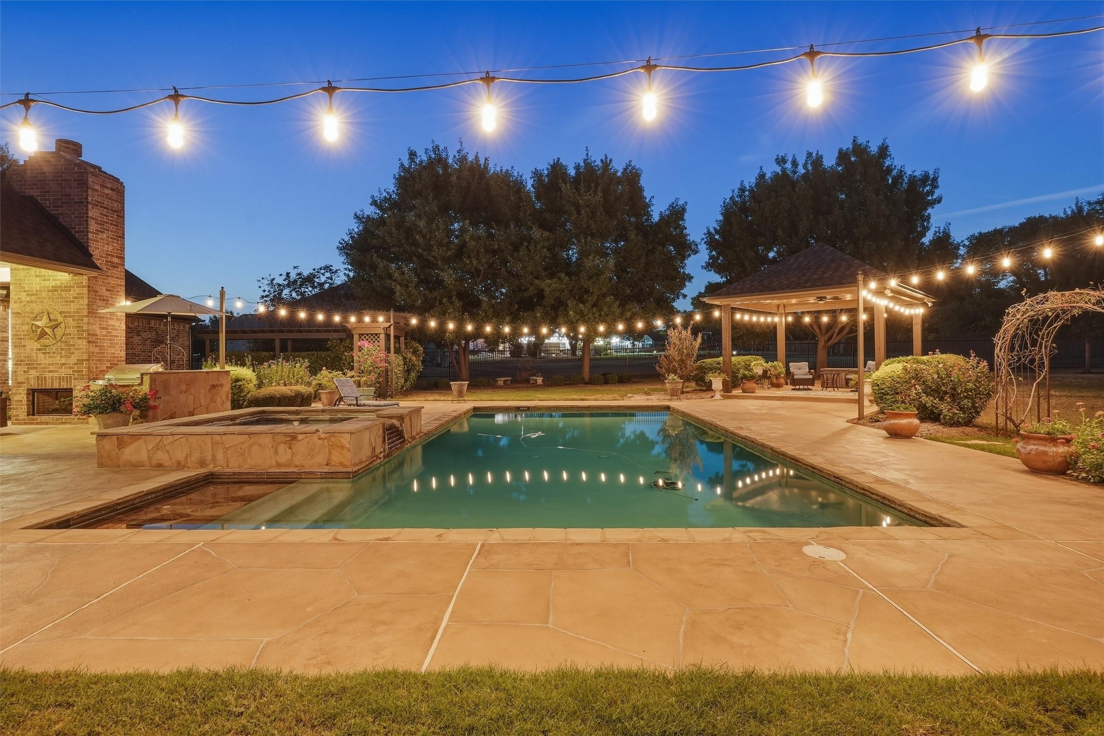3832 Eagles Nest Trail