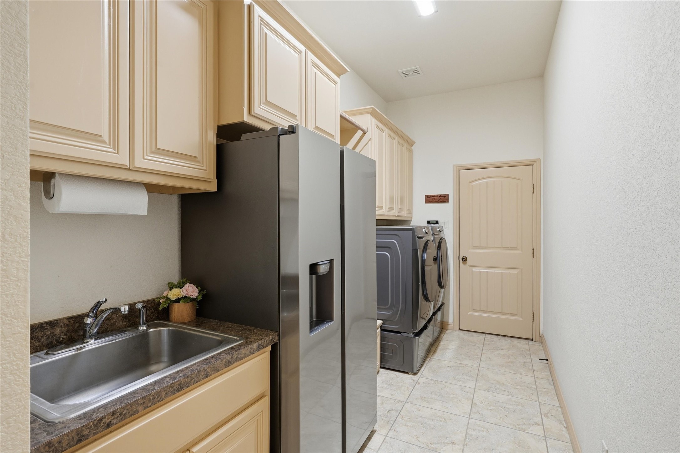 3832 Eagles Nest Trail