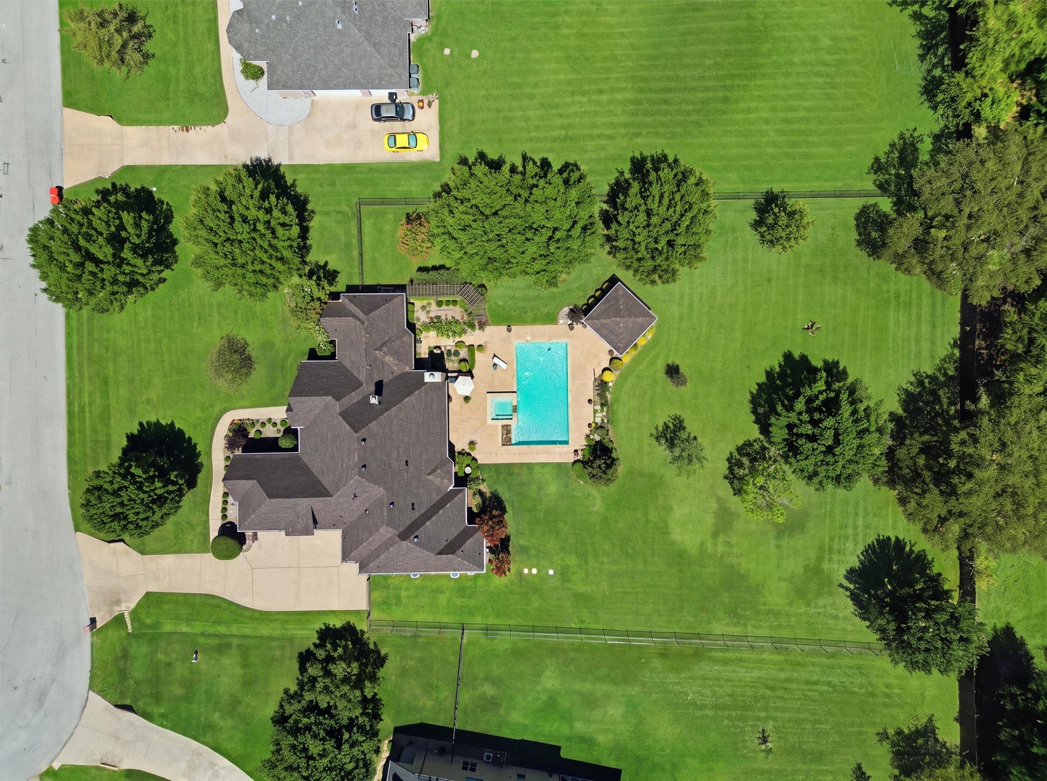 3832 Eagles Nest Trail