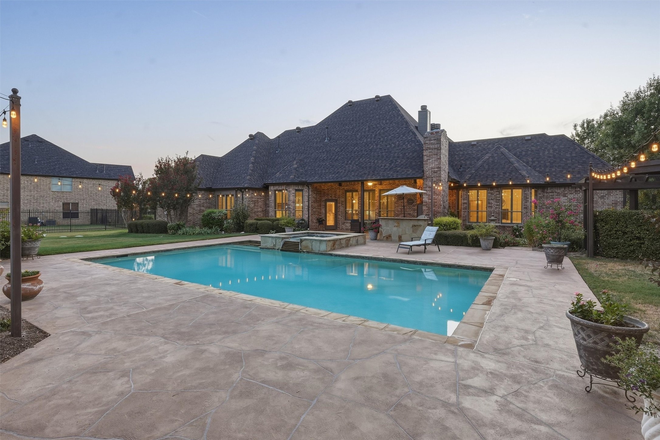 3832 Eagles Nest Trail