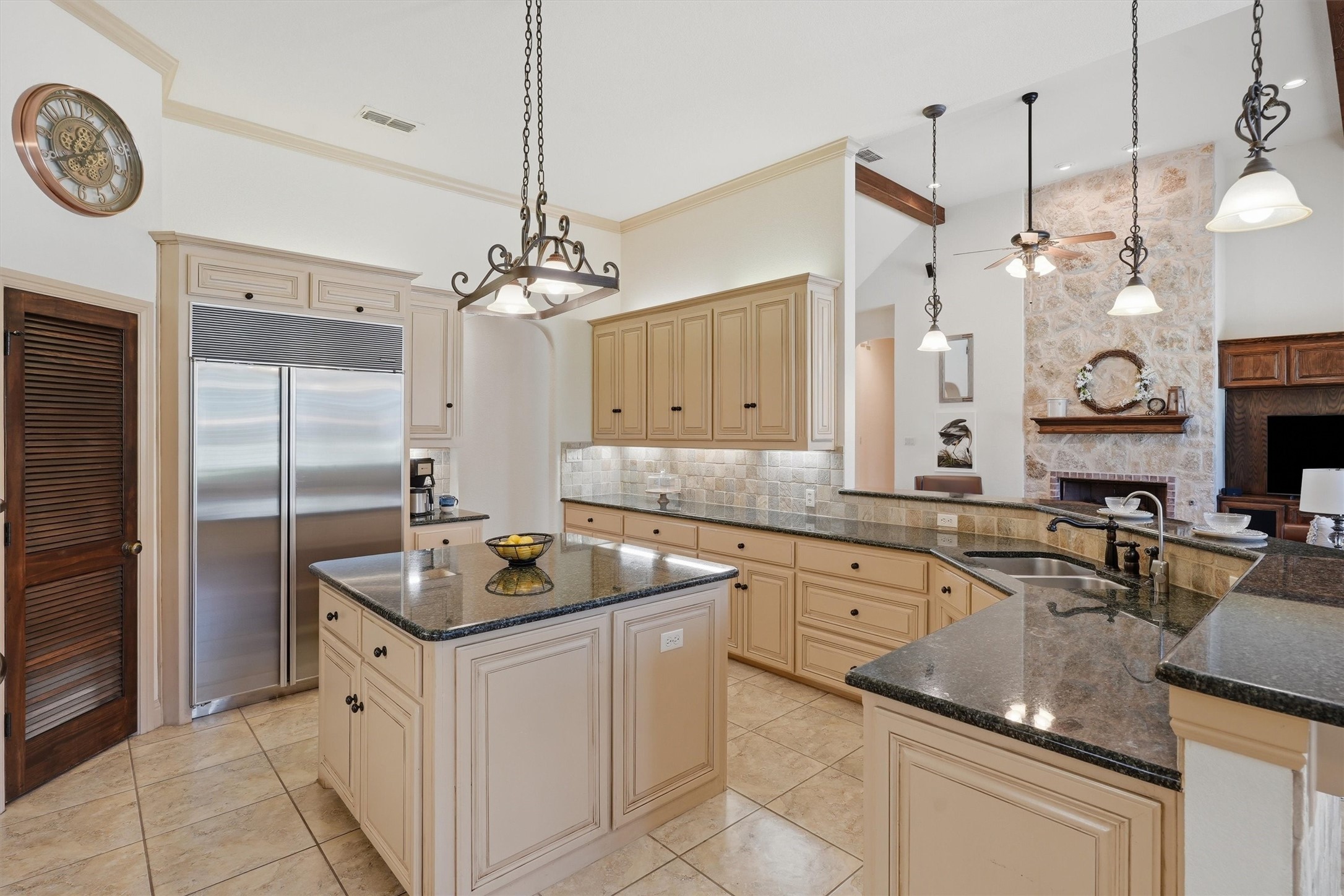 3832 Eagles Nest Trail