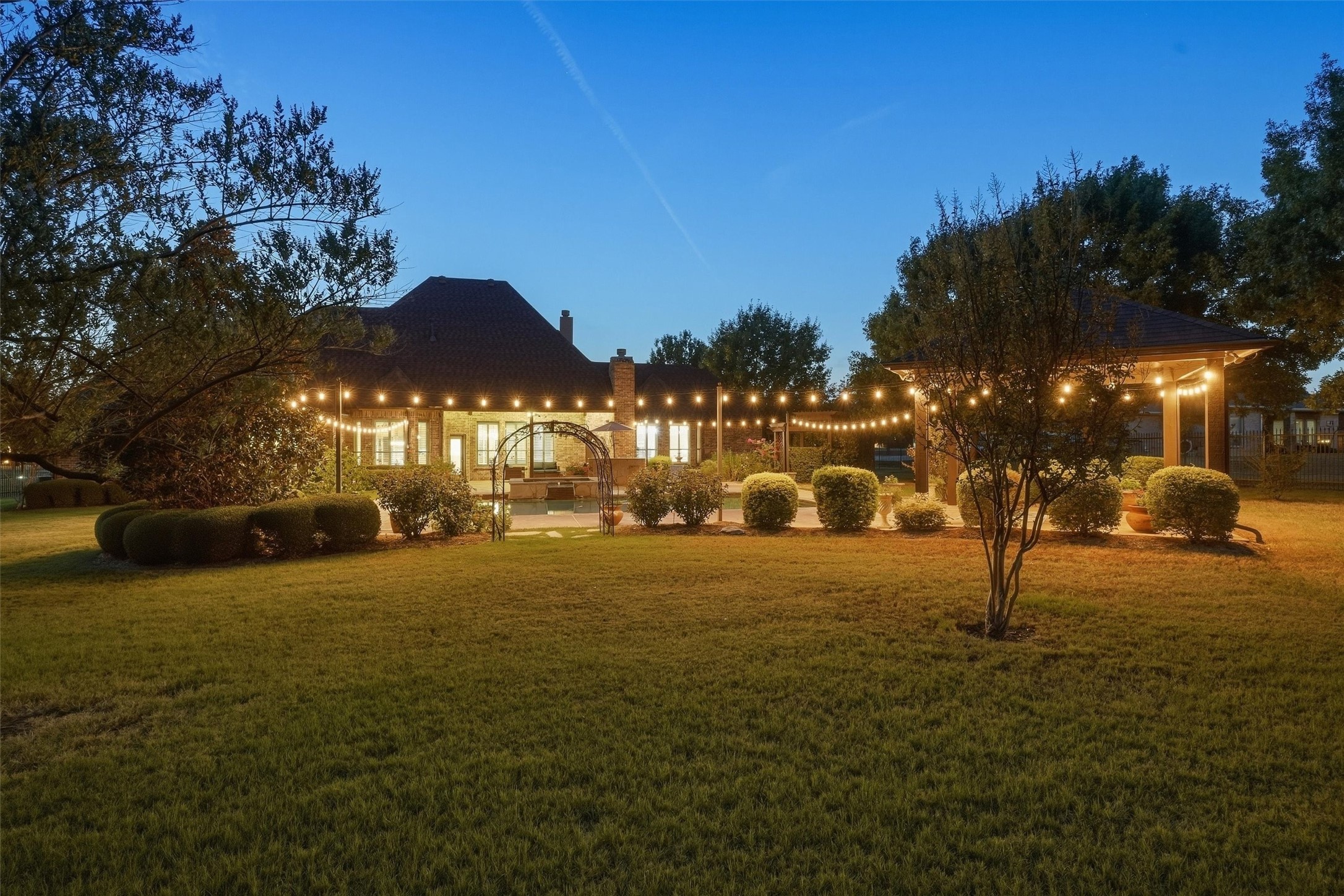 3832 Eagles Nest Trail